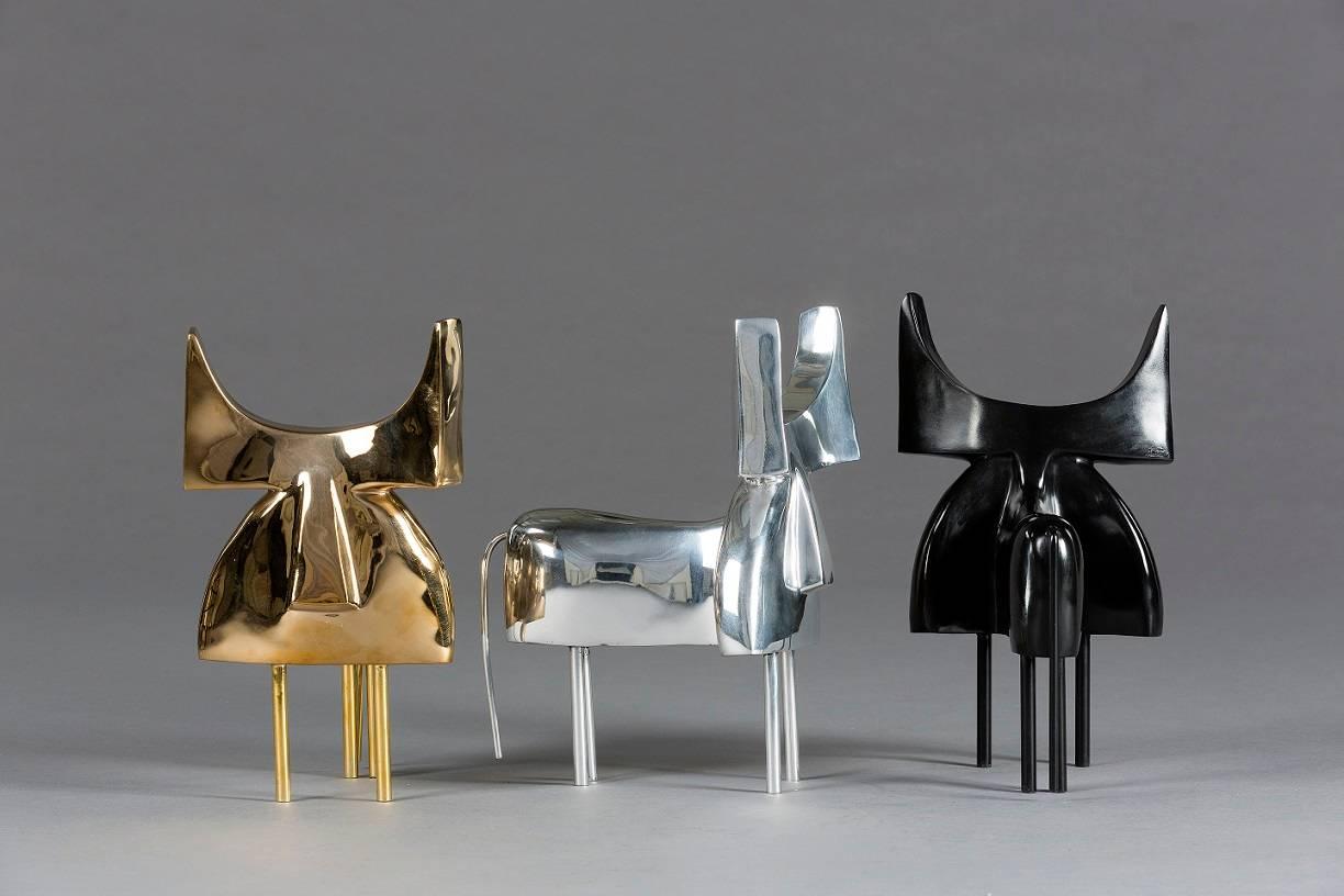 Pablo de Marie Louise Sorbac - escultura de bronce de un toro, geométrica en venta 4