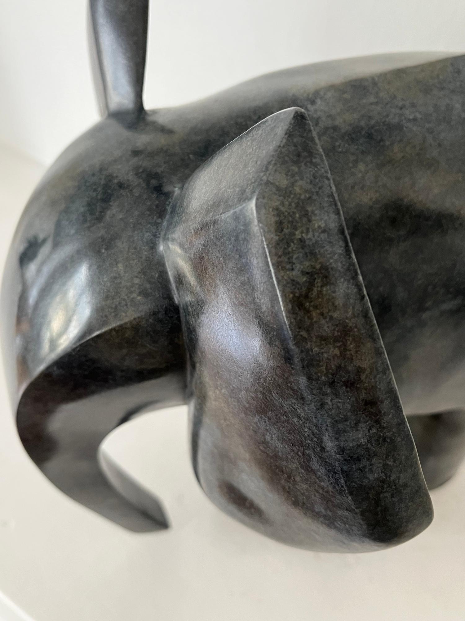 Aentin par Marie Louise Sorbac - Sculpture animalière en bronze, éléphant en vente 10