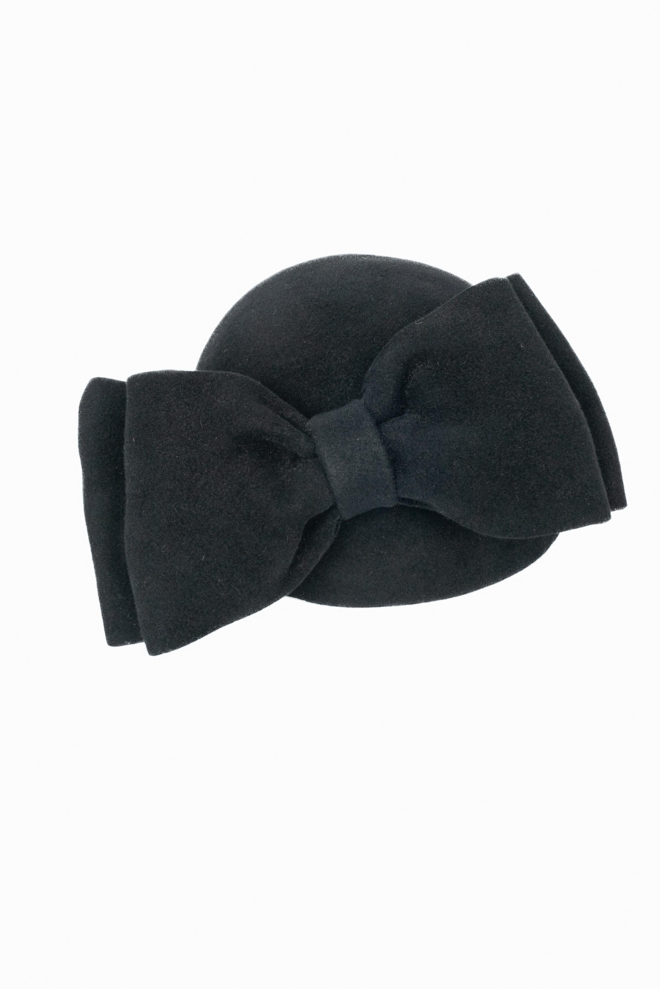 Orange Chapeau 'Bow' de Marie Mercié en vente