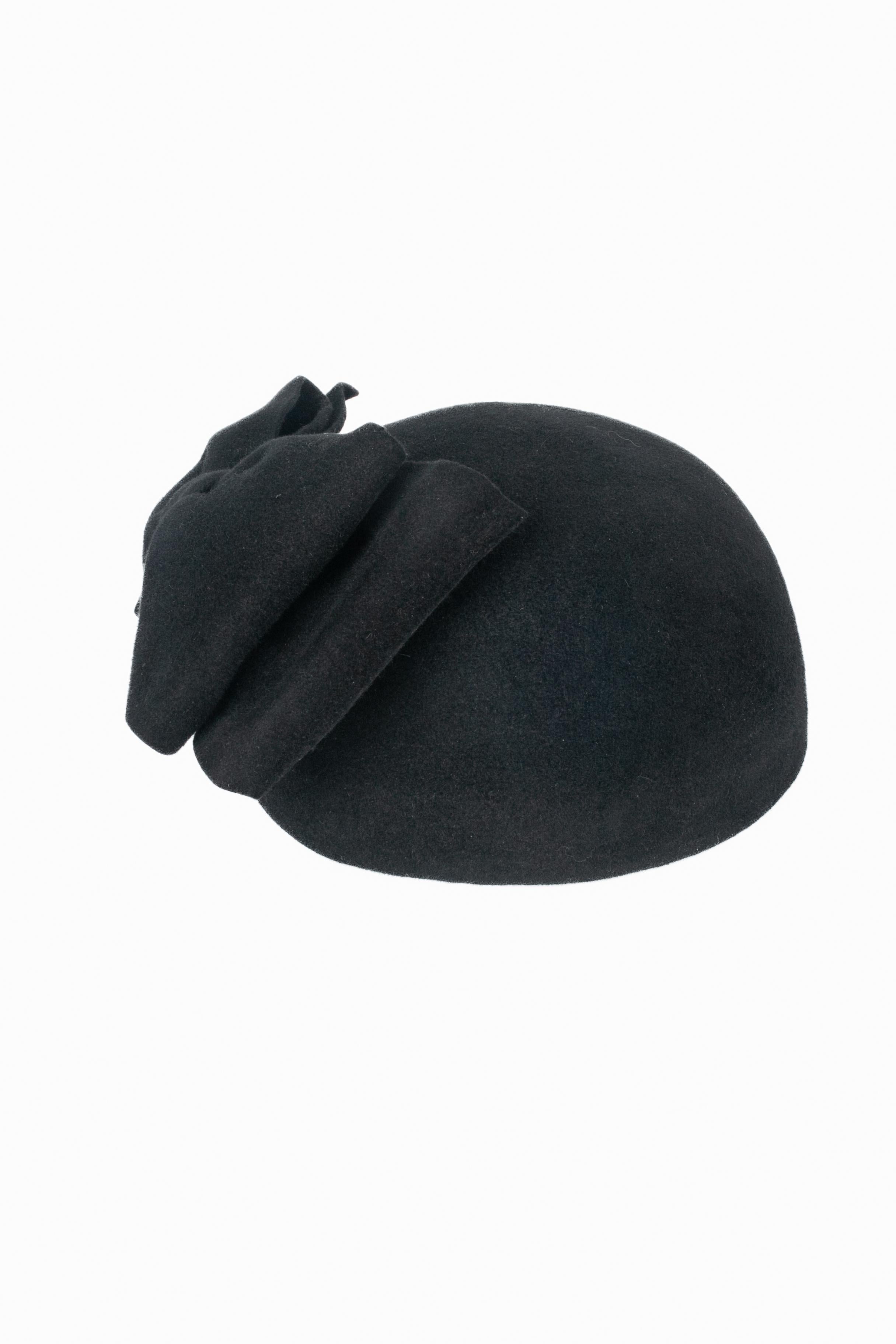 Chapeau 'Bow' de Marie Mercié en vente 1