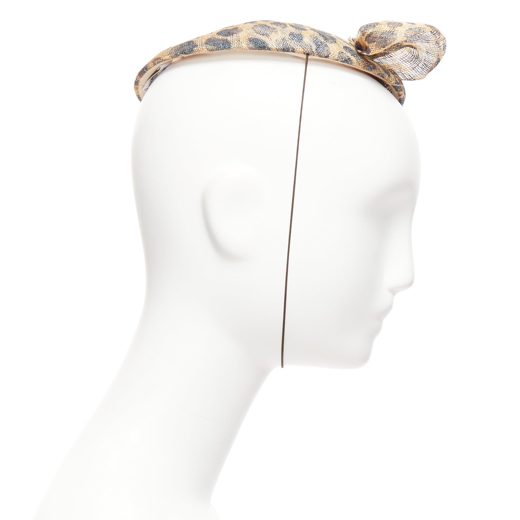 Cappello fascinatore con fiocco leopardato marrone MARIE MERCIE In condizioni buone in vendita a Hong Kong, NT