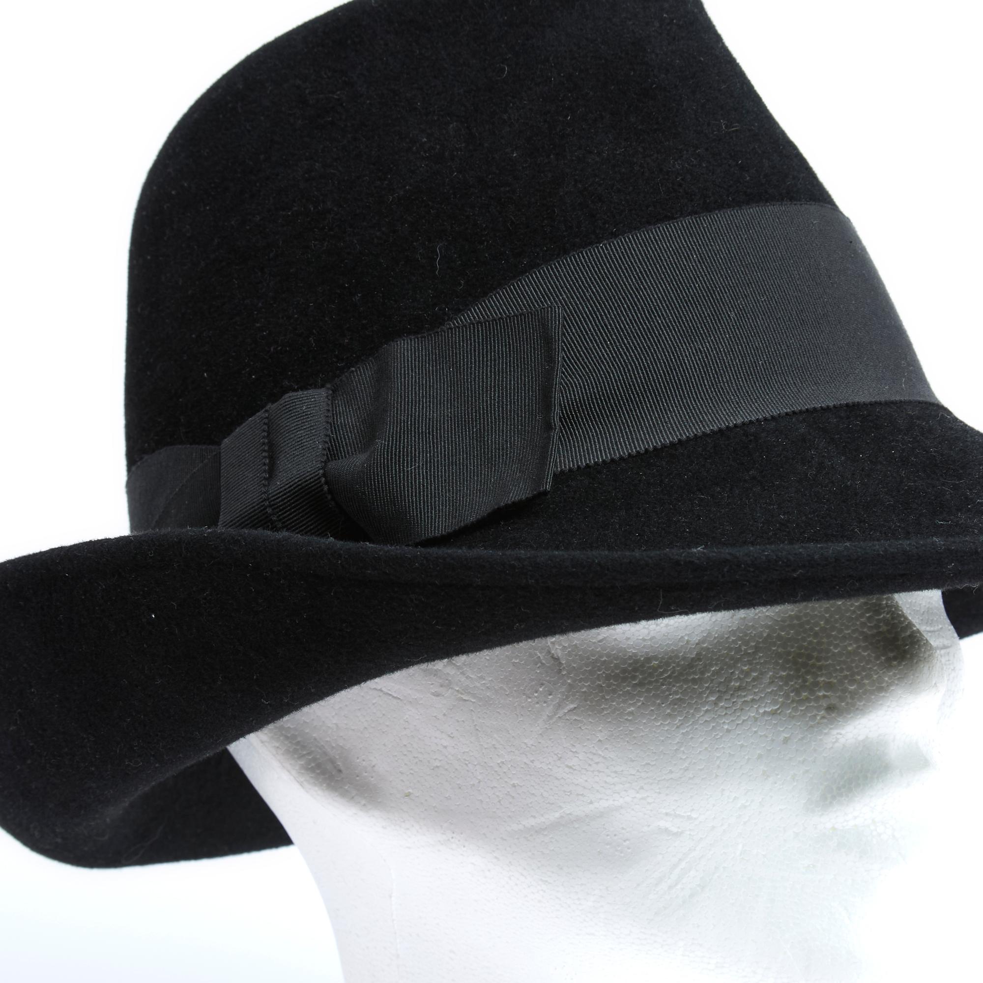 Marie Mercie Chapeau T58 Hat Wool Black Mafiosa In Good Condition For Sale In PARIS, FR