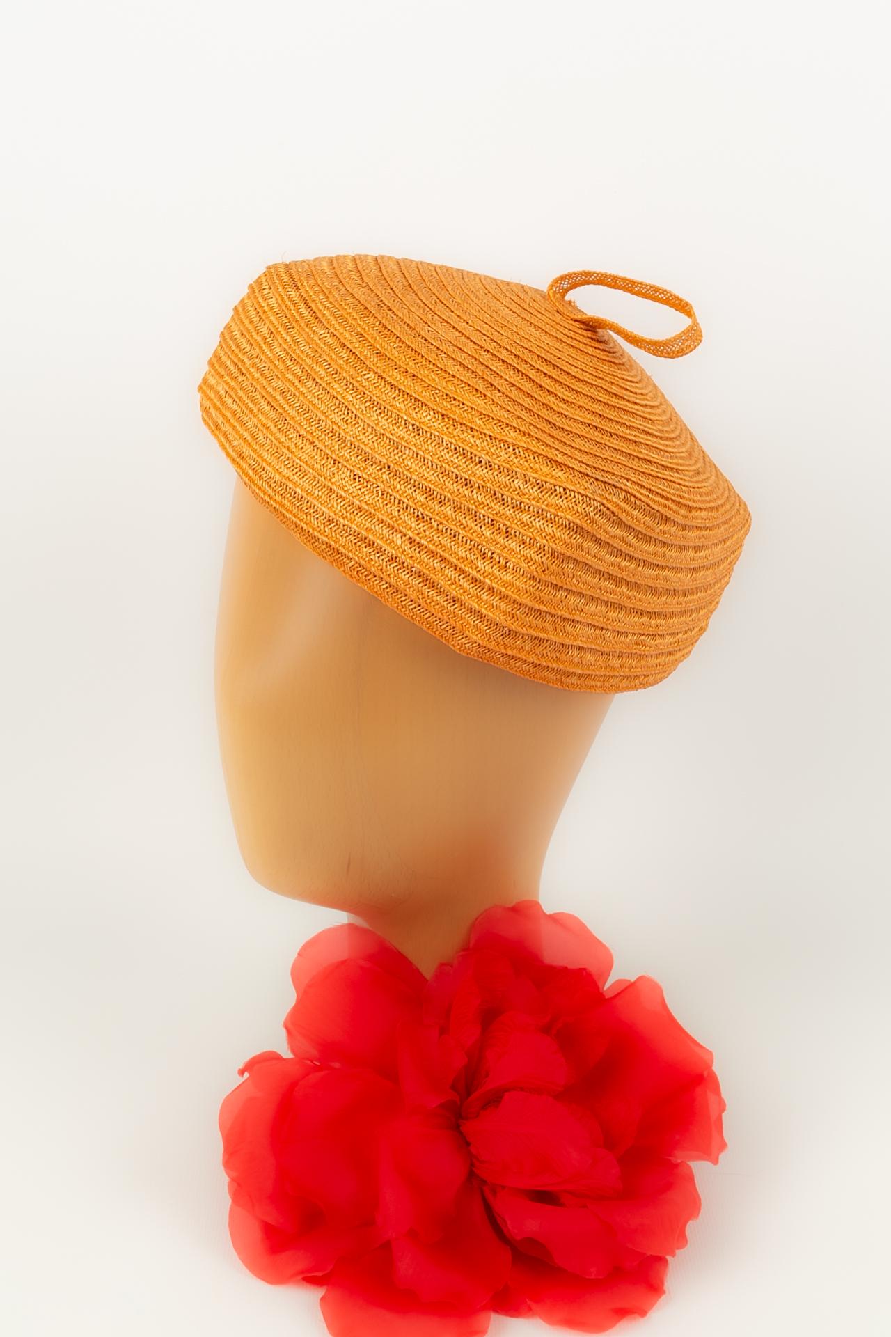 MARIE MERCIÉ - Sombrero de paja naranja.

Estado:
Muy buen estado

Dimensiones :
Circunferencia : 54 cm

SKU:CHP76
