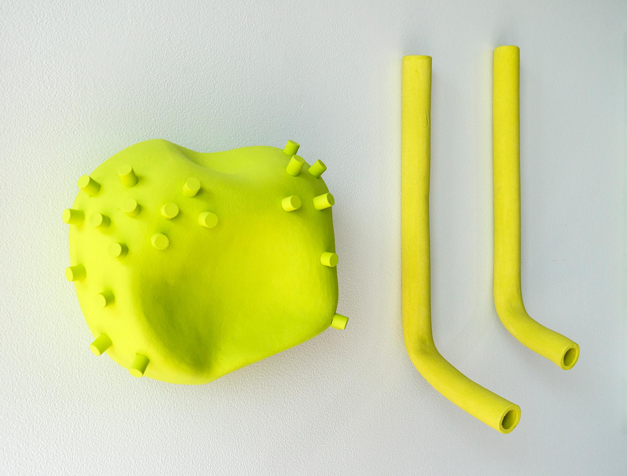 Nature Morte N.M.1 - modern, minimal, contemporary, ceramic, wall sculpture - Contemporary Sculpture by Marie-Ève Fréchette