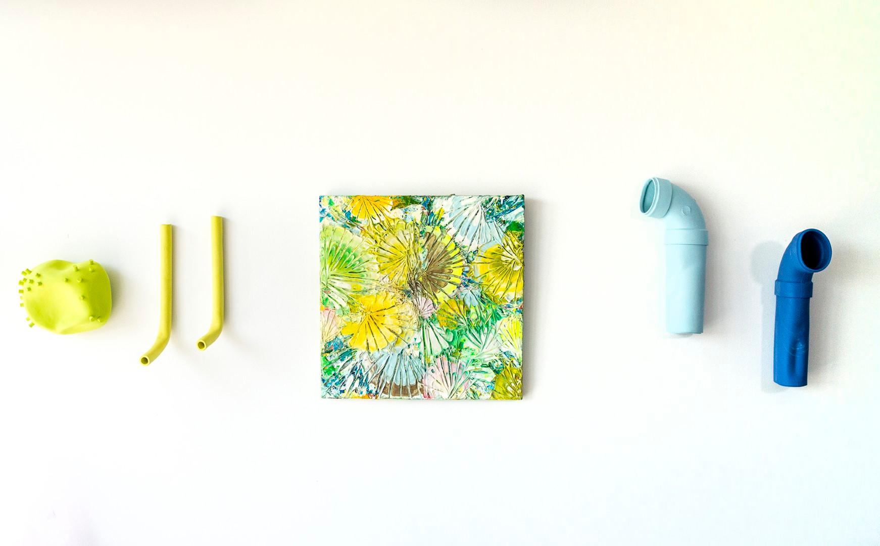Nature Morte N.M.1 - modern, minimal, contemporary, ceramic, wall sculpture - Sculpture by Marie-Ève Fréchette