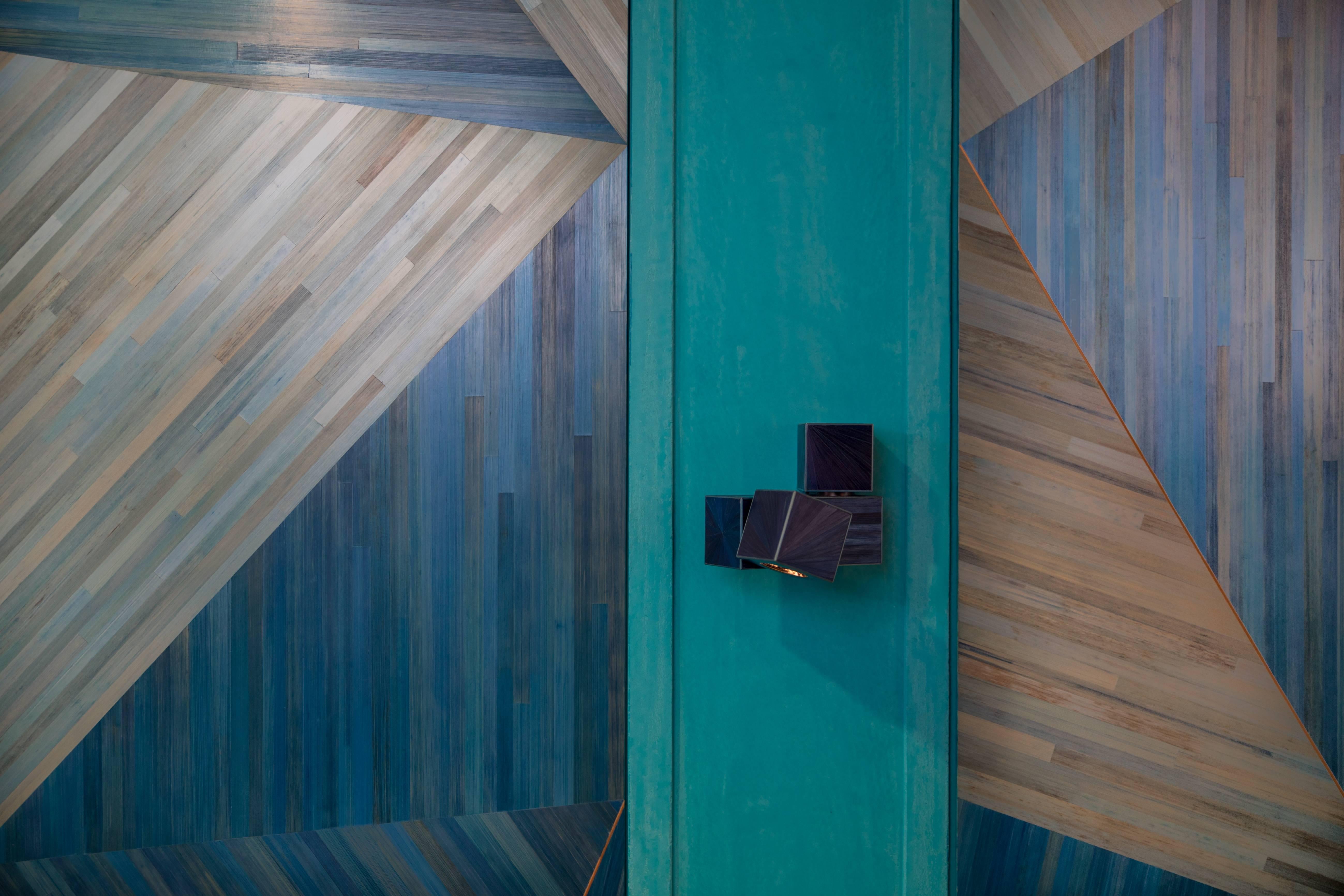 Metal Marienbad Bedside Cube Sconce in Blue For Sale
