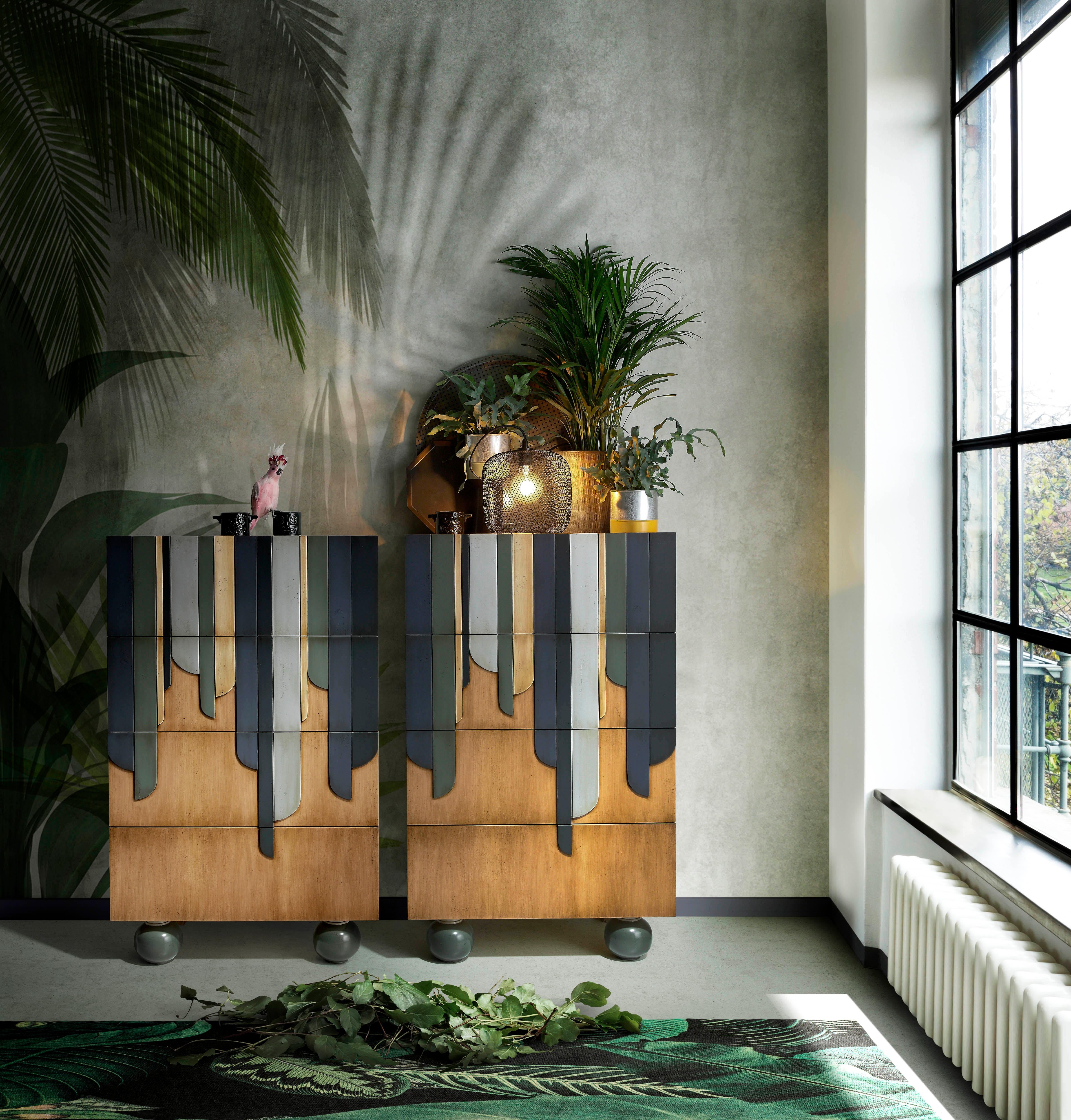 In love with this new chest of drawers from the Marieta serie. One by one or two by two. Lower than usual, placed in symmetry covers the space, without loading it, and gives it great functionality And look at that interiors.