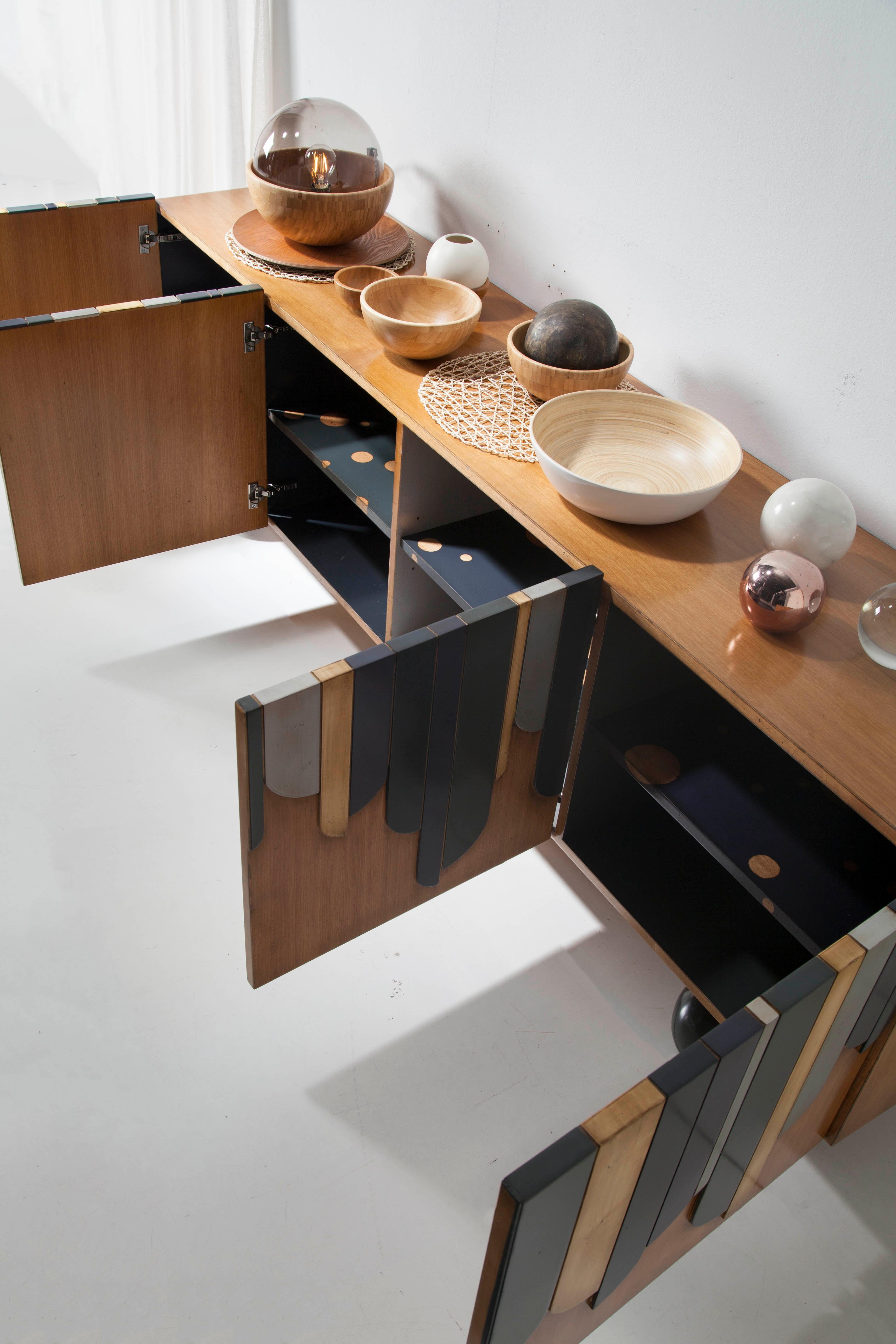 Espagnol Buffet Marieta, quatre portes, par Lola Glamour en vente