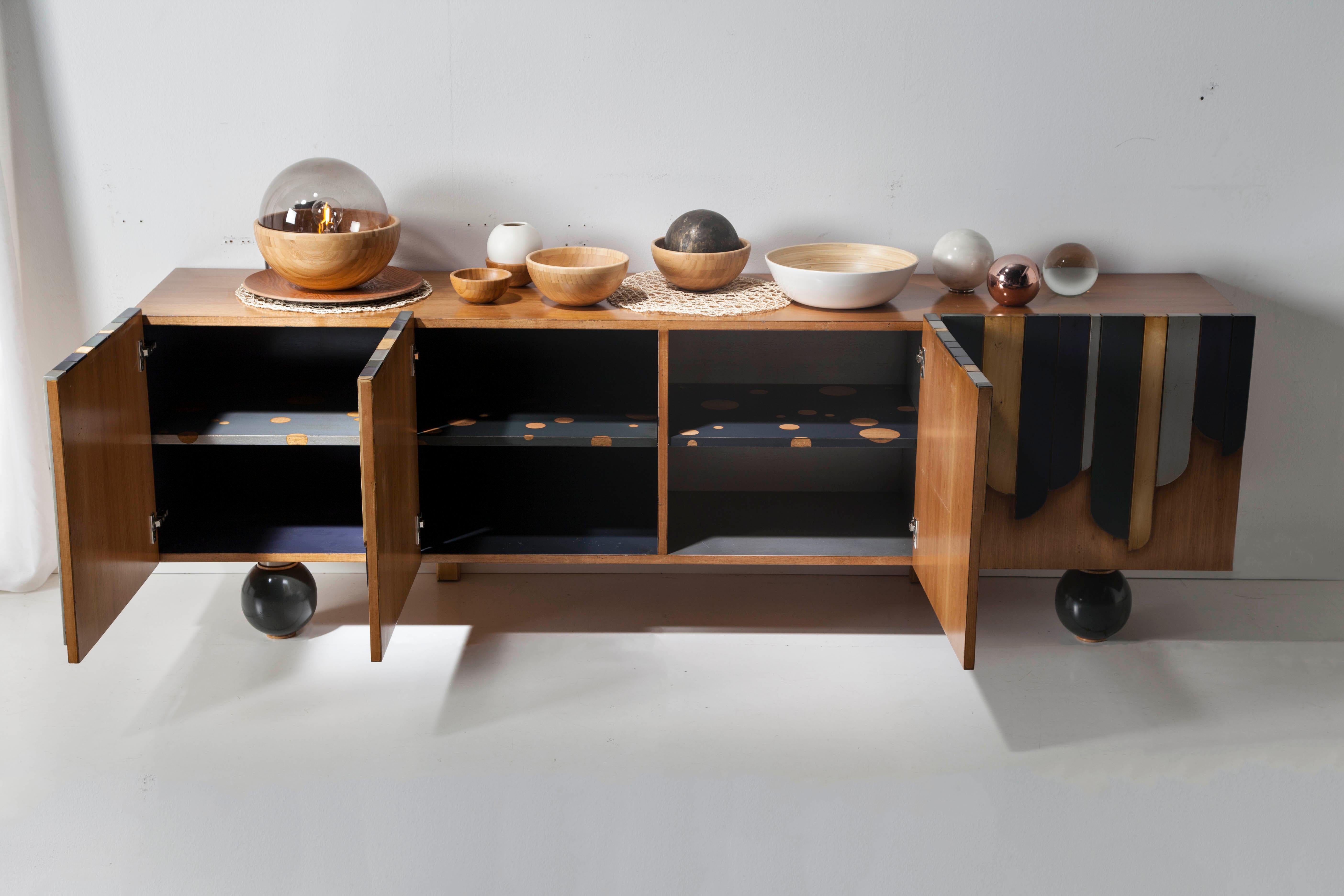 Buffet Marieta, quatre portes, par Lola Glamour Neuf - En vente à Geneve, CH