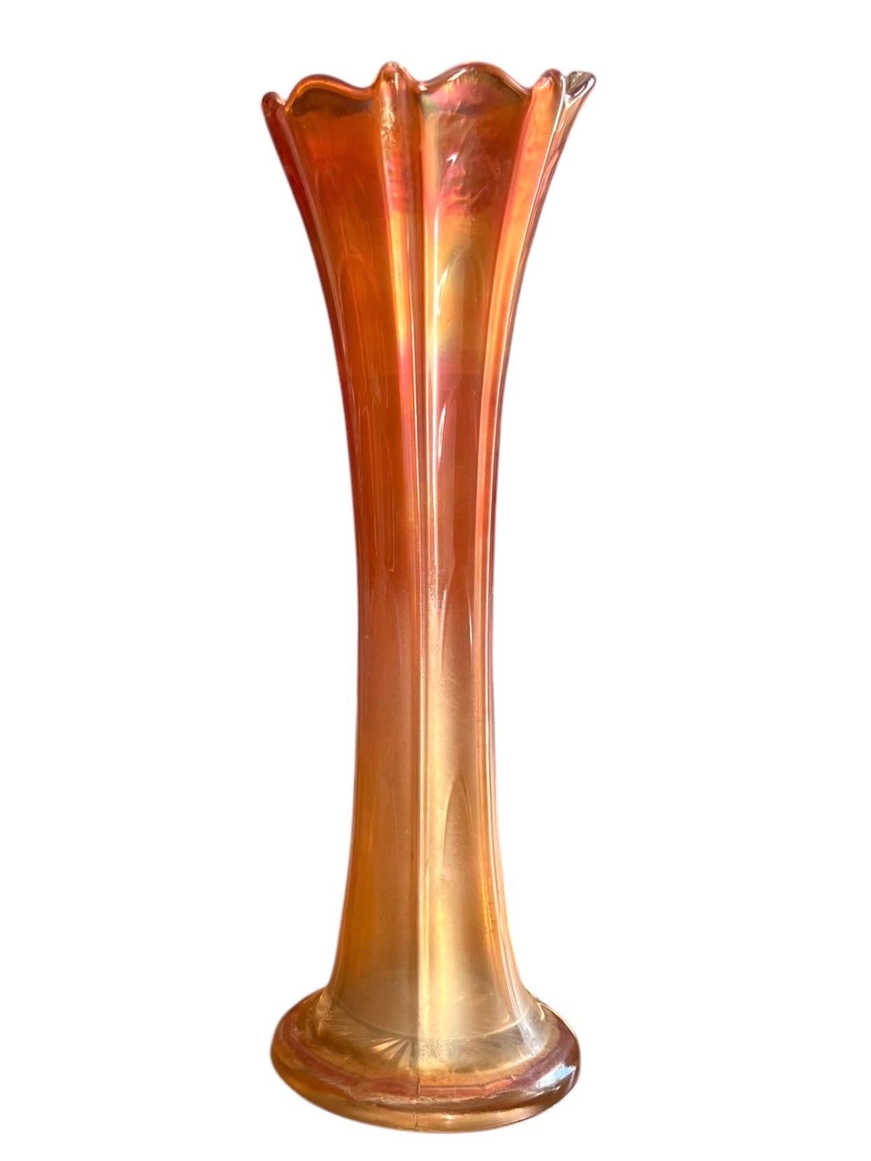 Vaso per tulipani in vetro di Carnevale Marigold Dugan - Opalescente - Arancione - Art Nouveau in vendita 6
