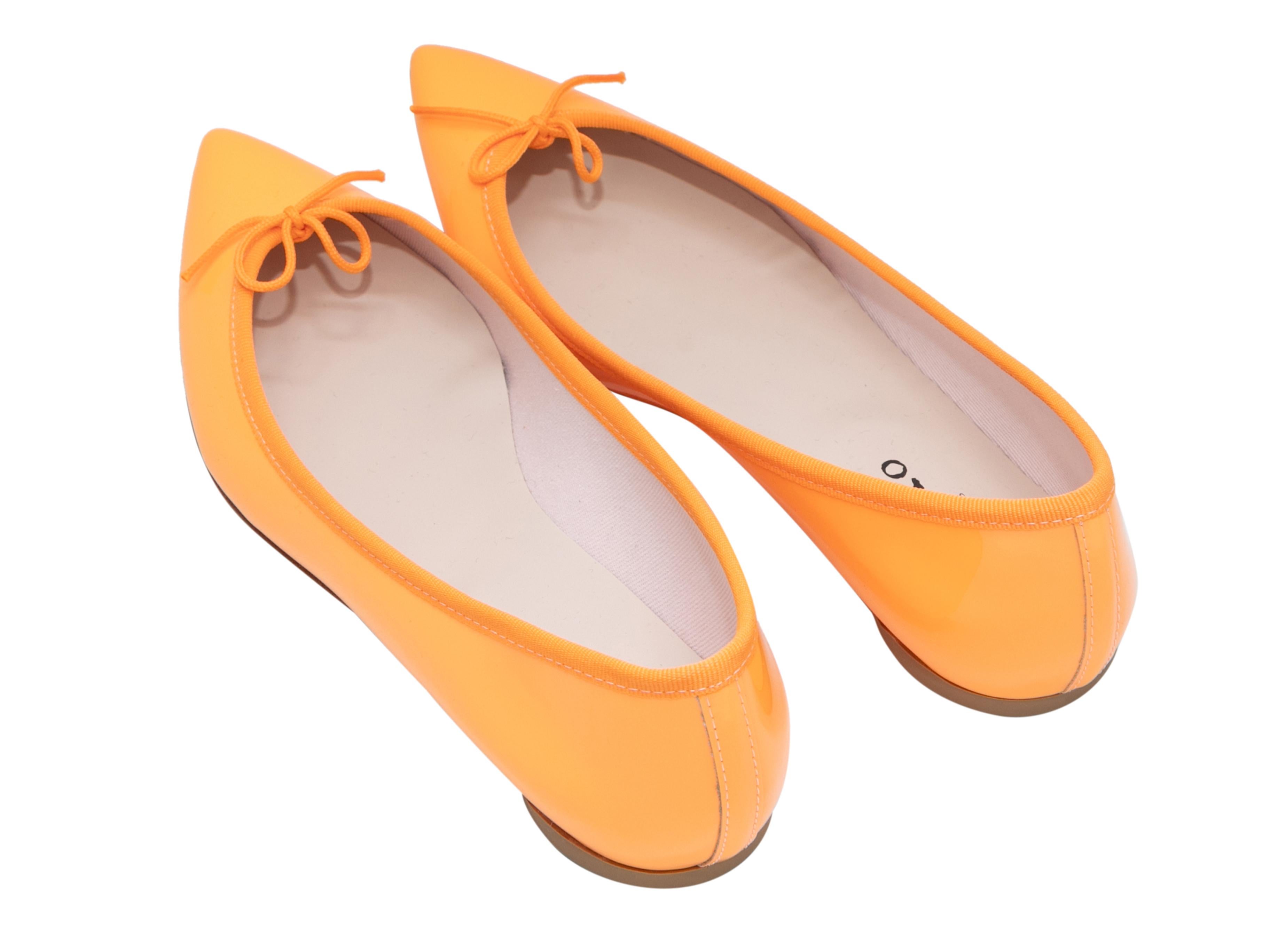 Marigold Repetto Patent Pointed-Toe Flats Size 41 In Good Condition For Sale In New York, NY