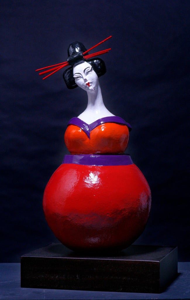Mariko Figurative Sculpture – Mademoiselle de l'Air