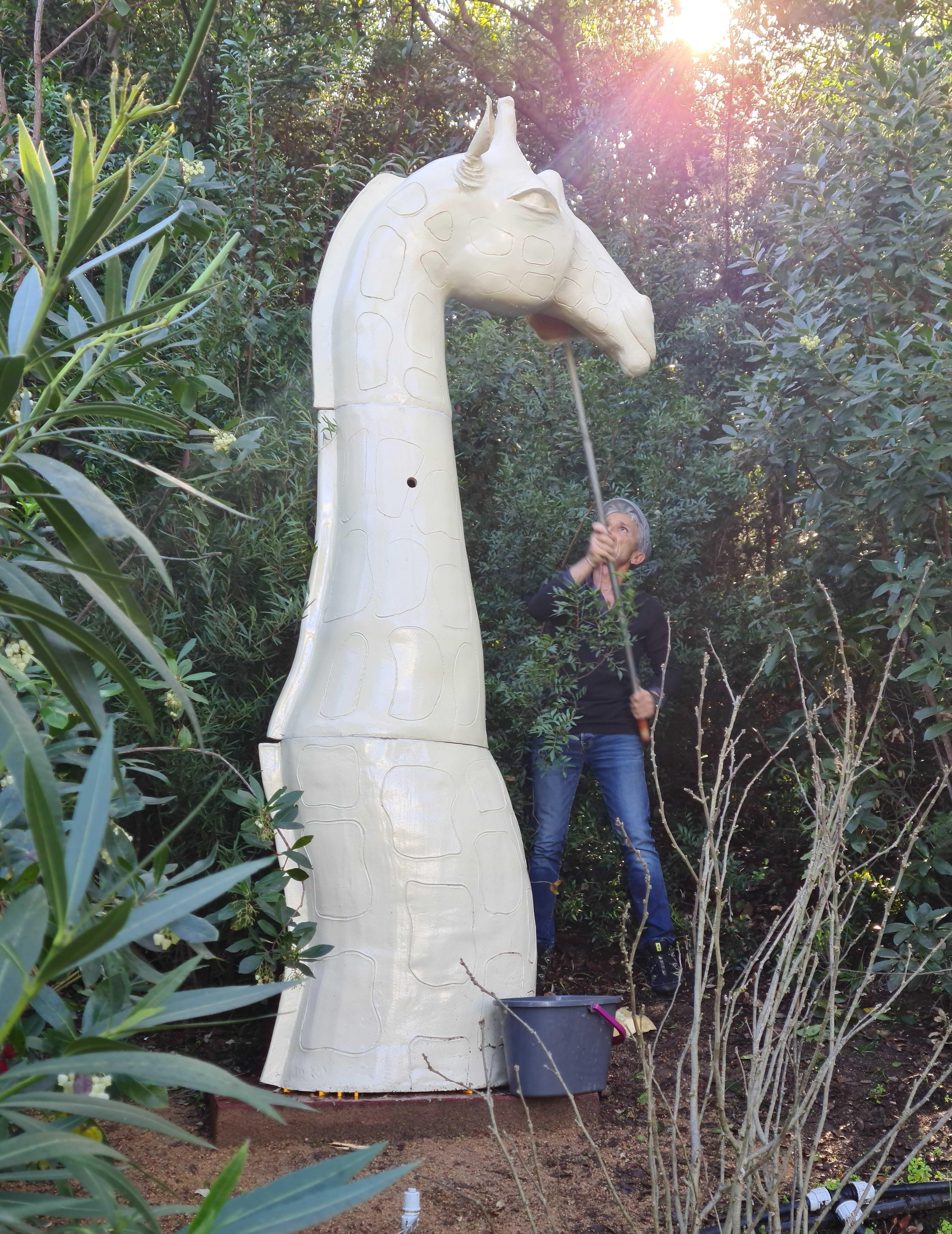 outdoor giraffe statue