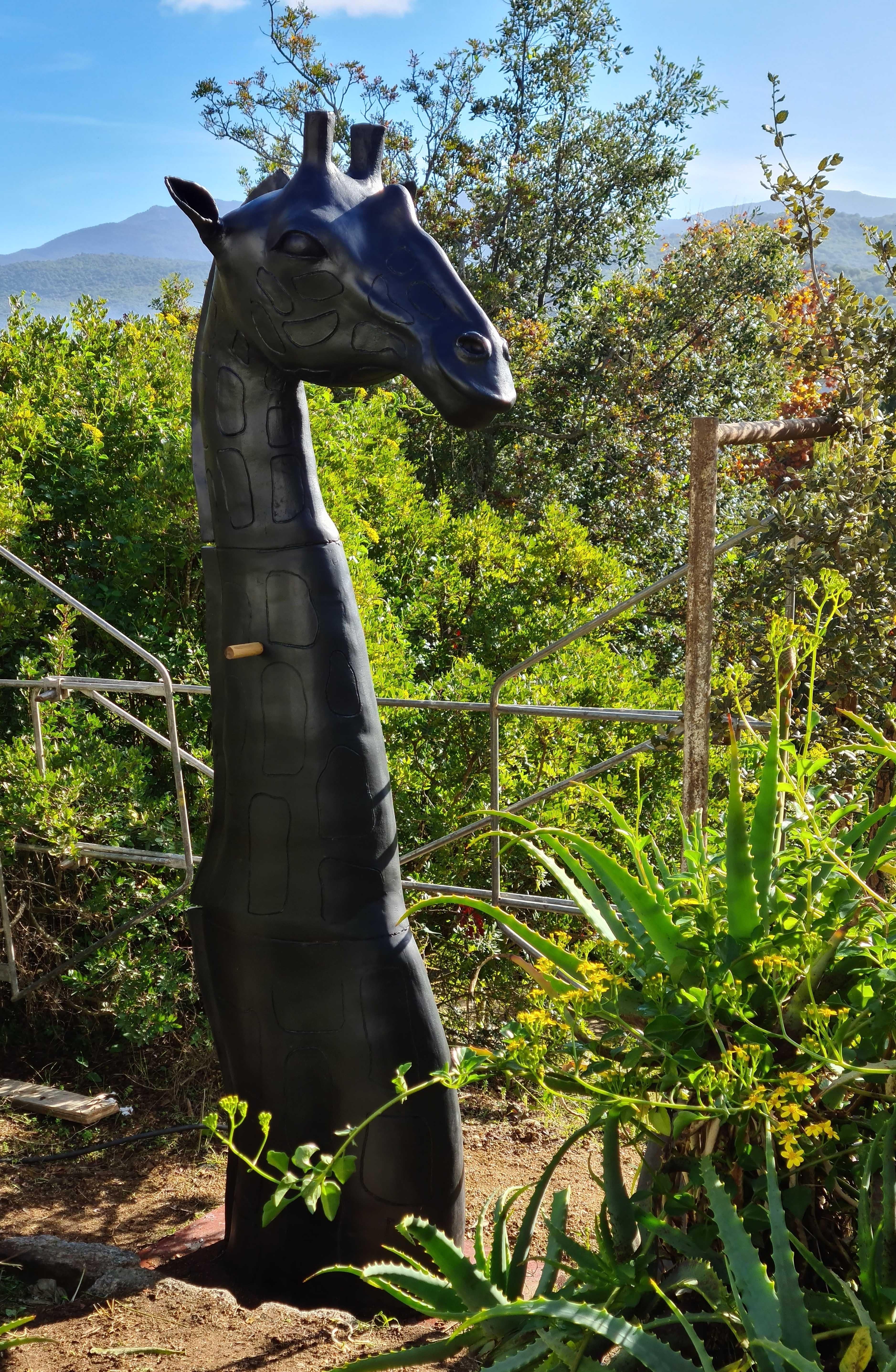 Giraffe - Monumental Contemporary Resin Outdoor Sculpture
