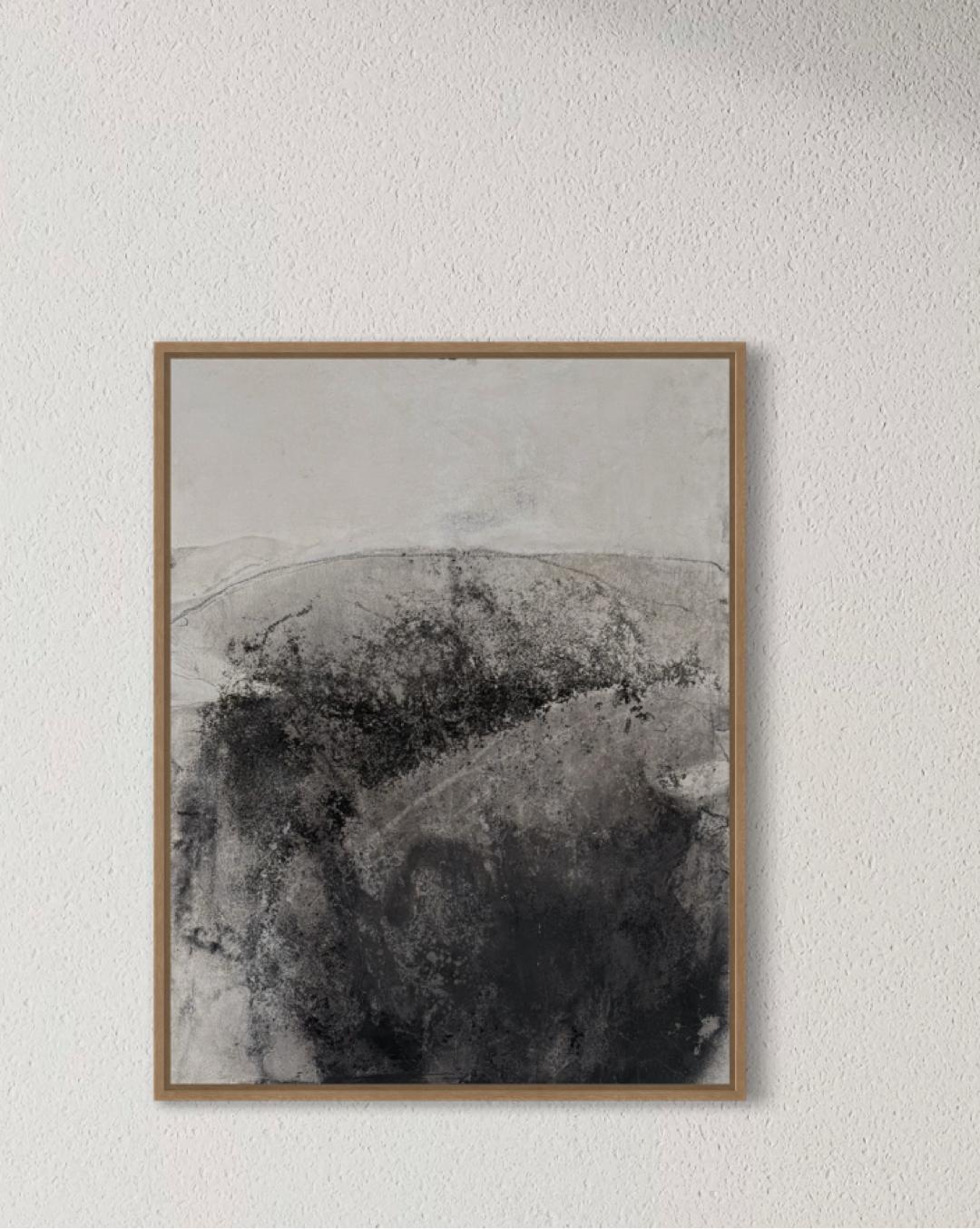 Traccia dell'Etna - Paesaggio astratto minimalista con terra vulcanica, Arte in bianco e nero su carta in vendita 6