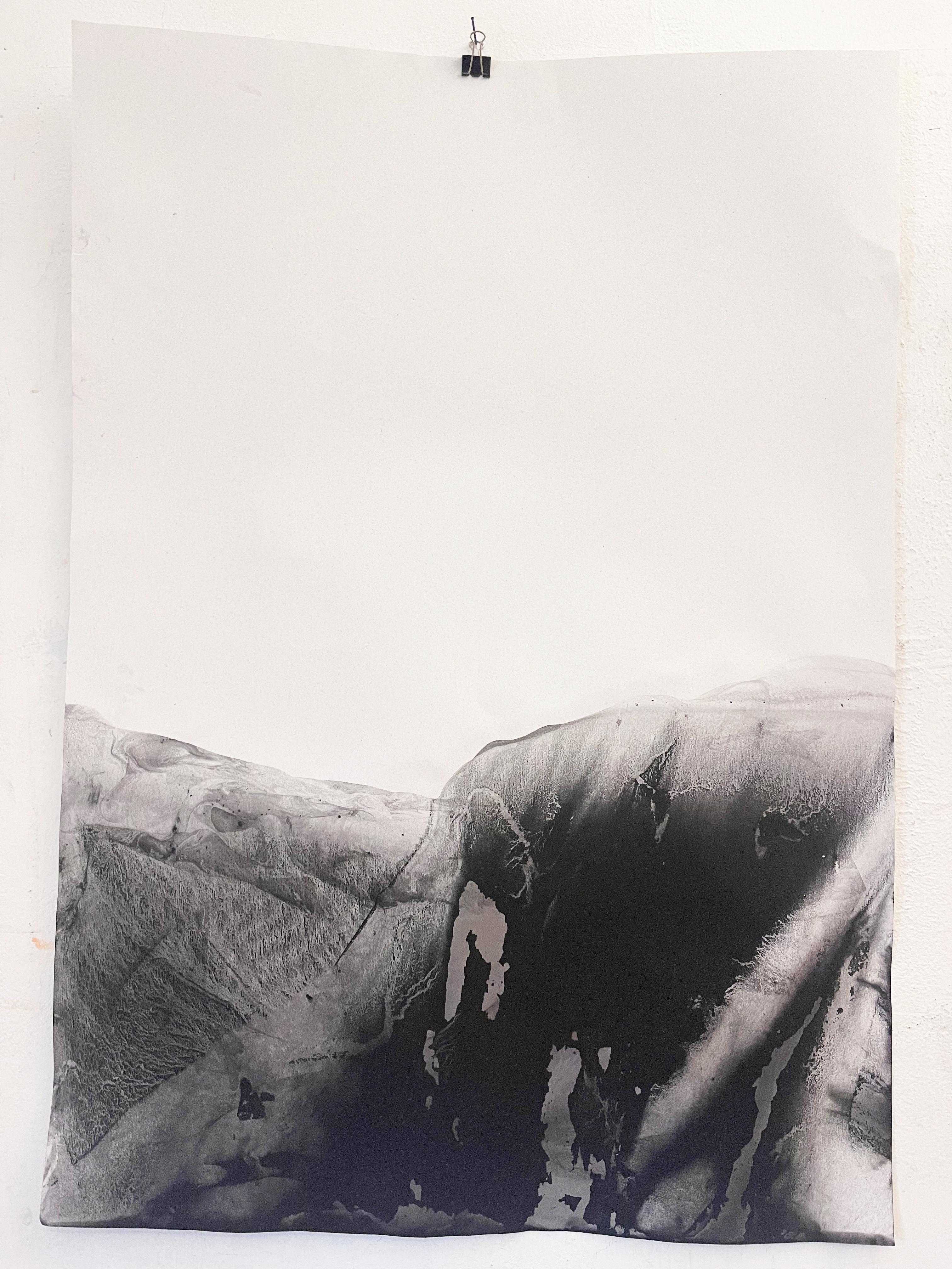 Landscape B/W
Mineral Oxide on Paper ( Fabriano Elle Paper's 220 gr)
100x70 cm
2023
original art
works of art published in the catalogue
for the exhibition 