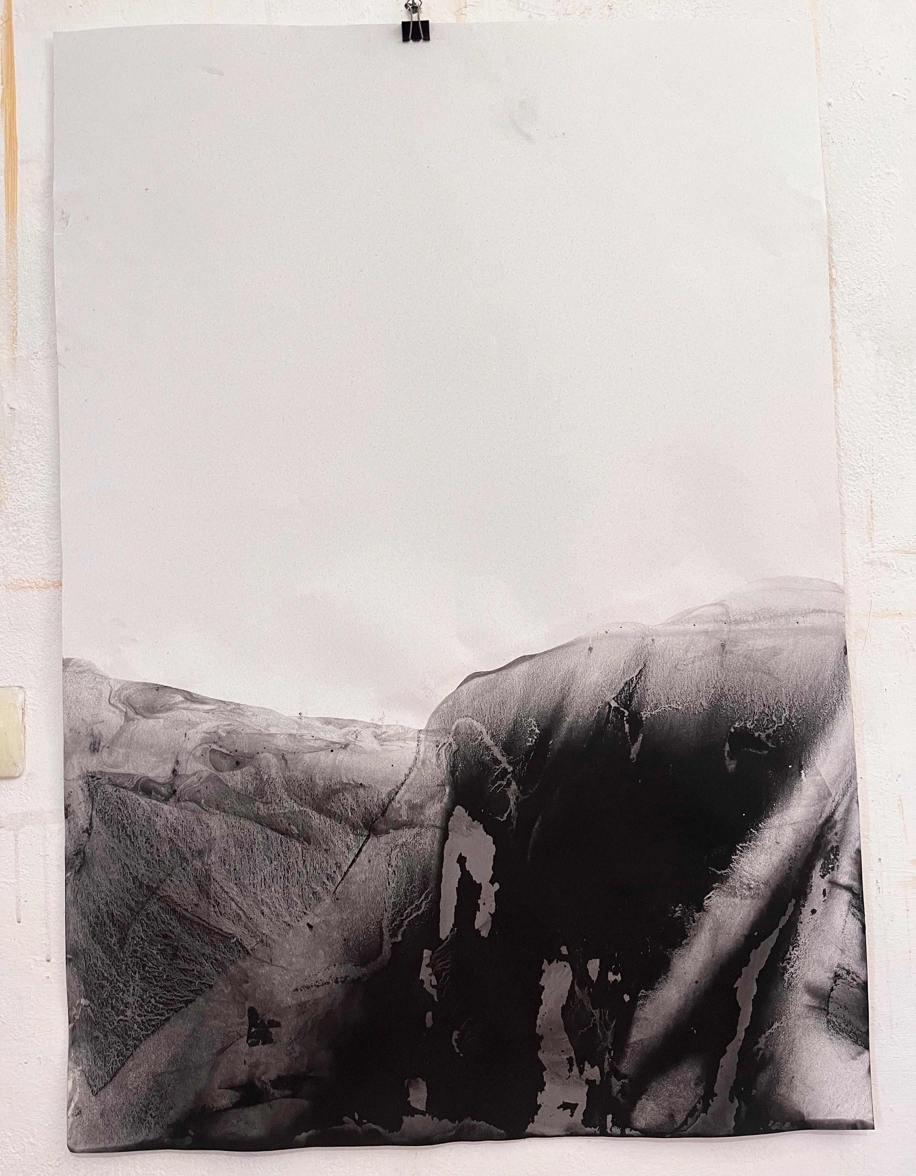 Paisaje B/N
Óxido Mineral sobre Papel ( Papel Fabriano Elle de 220 gr)
100x70 cm
2023
arte original

único en su clase

recibes el dibujo enmarcado y listo para colgar

Marilina Marchica, nacida en Agrigento, donde trabaja y vive,
se licenció en
