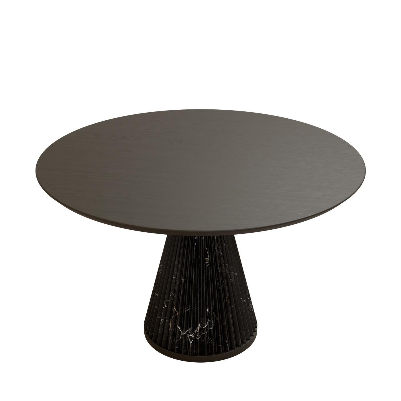 italien Table de salle à manger Marilyn Black Emperador en marbre par Morelato en vente