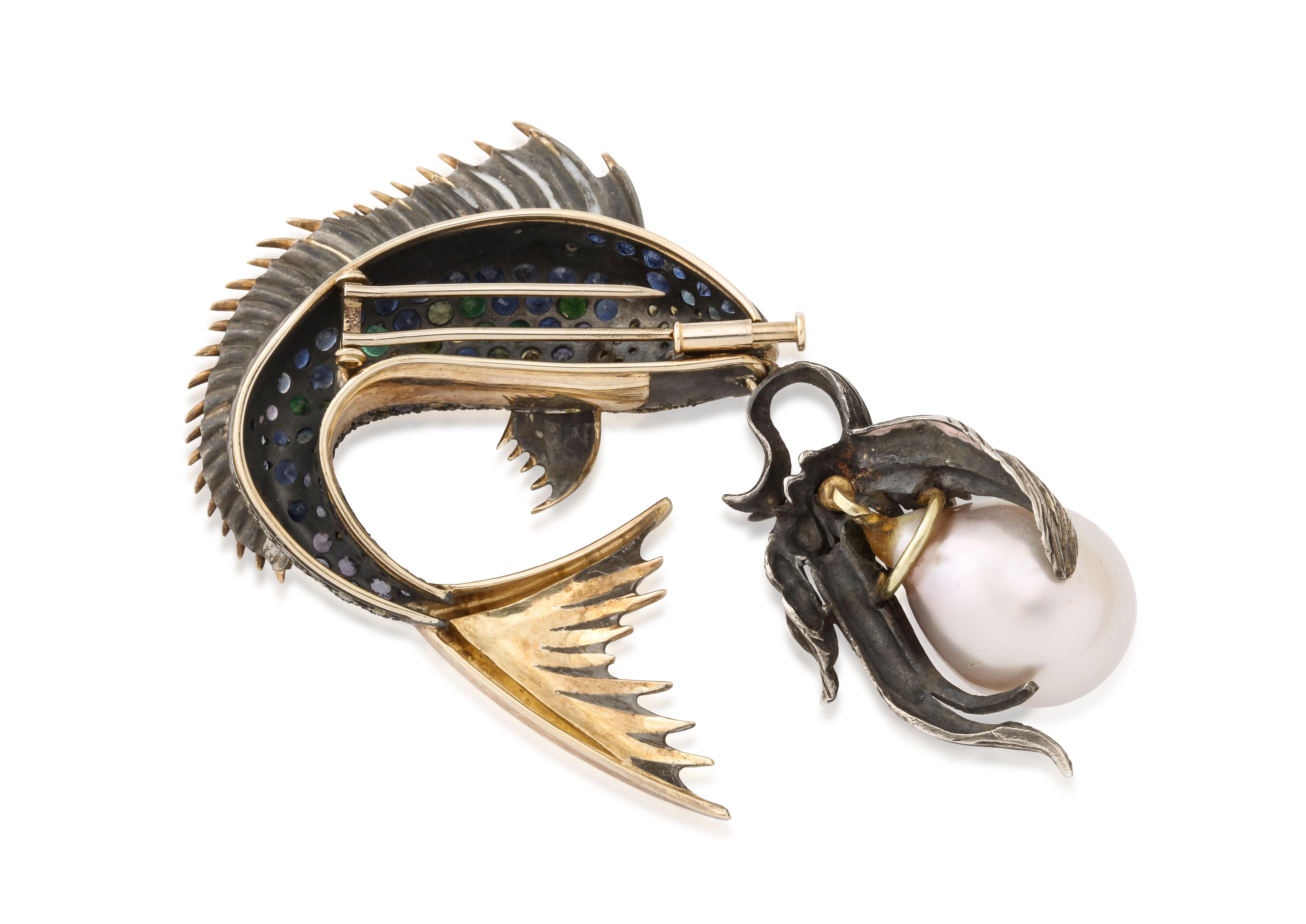 Marilyn Cooperman Fish Lunching On A Pearl Brooch In Excellent Condition For Sale In Bal Harbour, FL