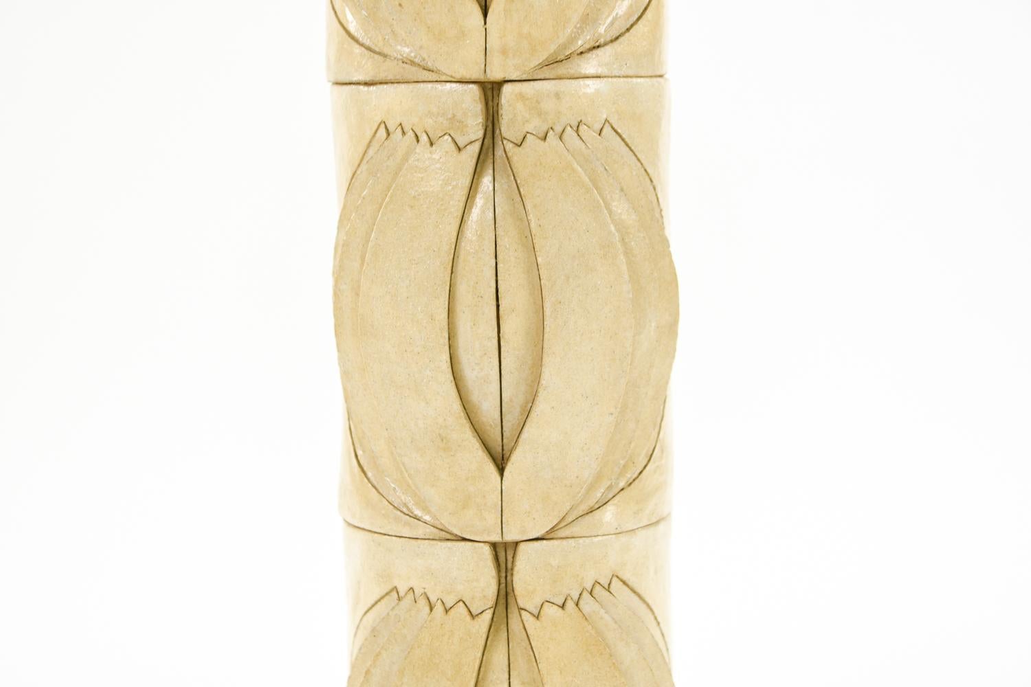 Marilyn Fox, modernistische architektonische Säulenskulptur aus Keramik, 1980er Jahre im Angebot 1