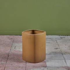 Fioriera Marilyn Kay Austin per Architectural Pottery