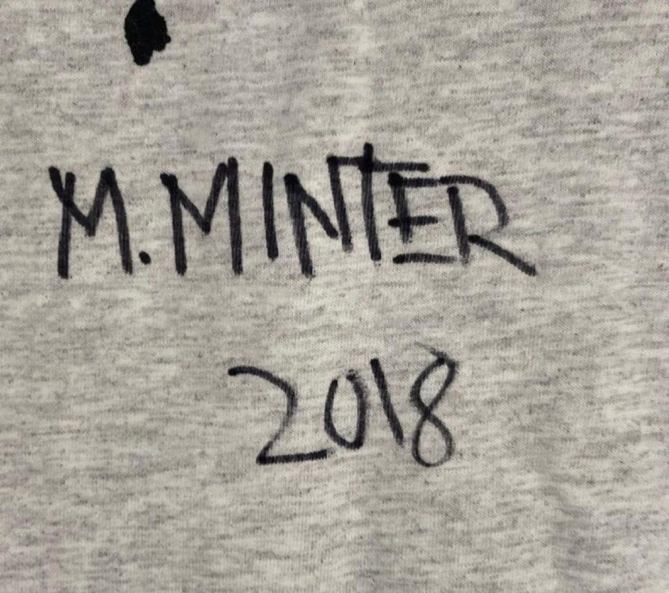 RESIST XL T-Shirt (Hand signed and dated by Marilyn Minter, anti Trump protest) For Sale 3