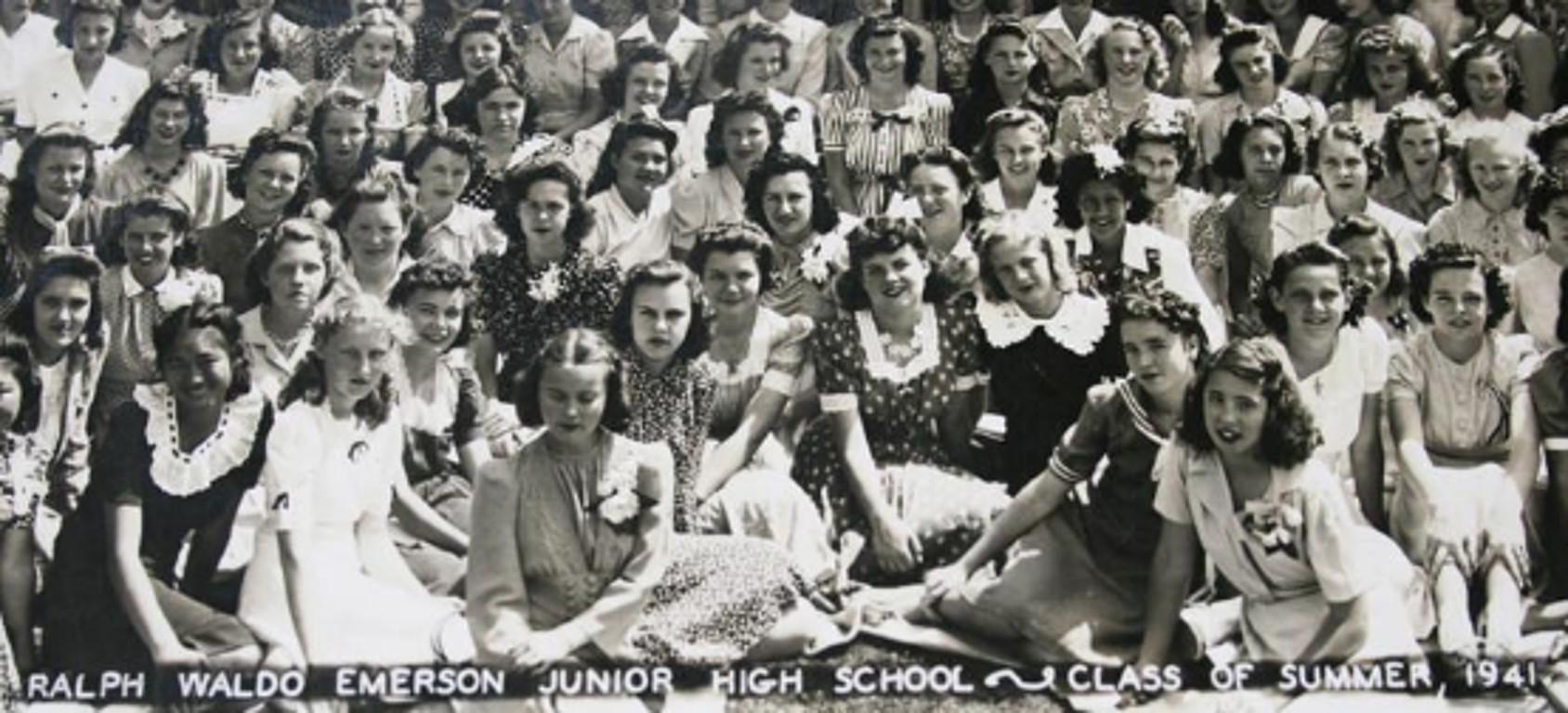 Marilyn Monroe original 1941 high school class photograph In Excellent Condition In Jersey, GB