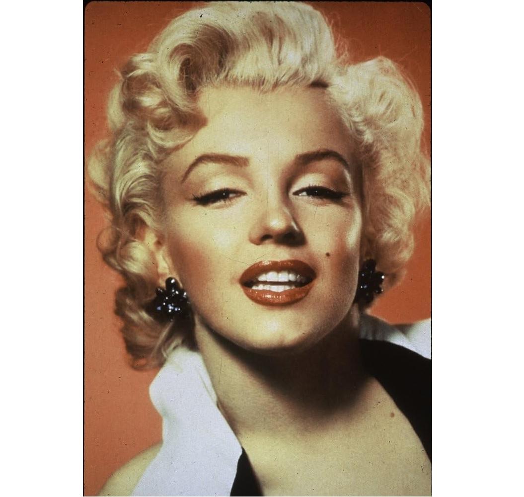 Marilyn Monroe Memorabilia Personal Costume Ear Clips Crystals For Sale 3