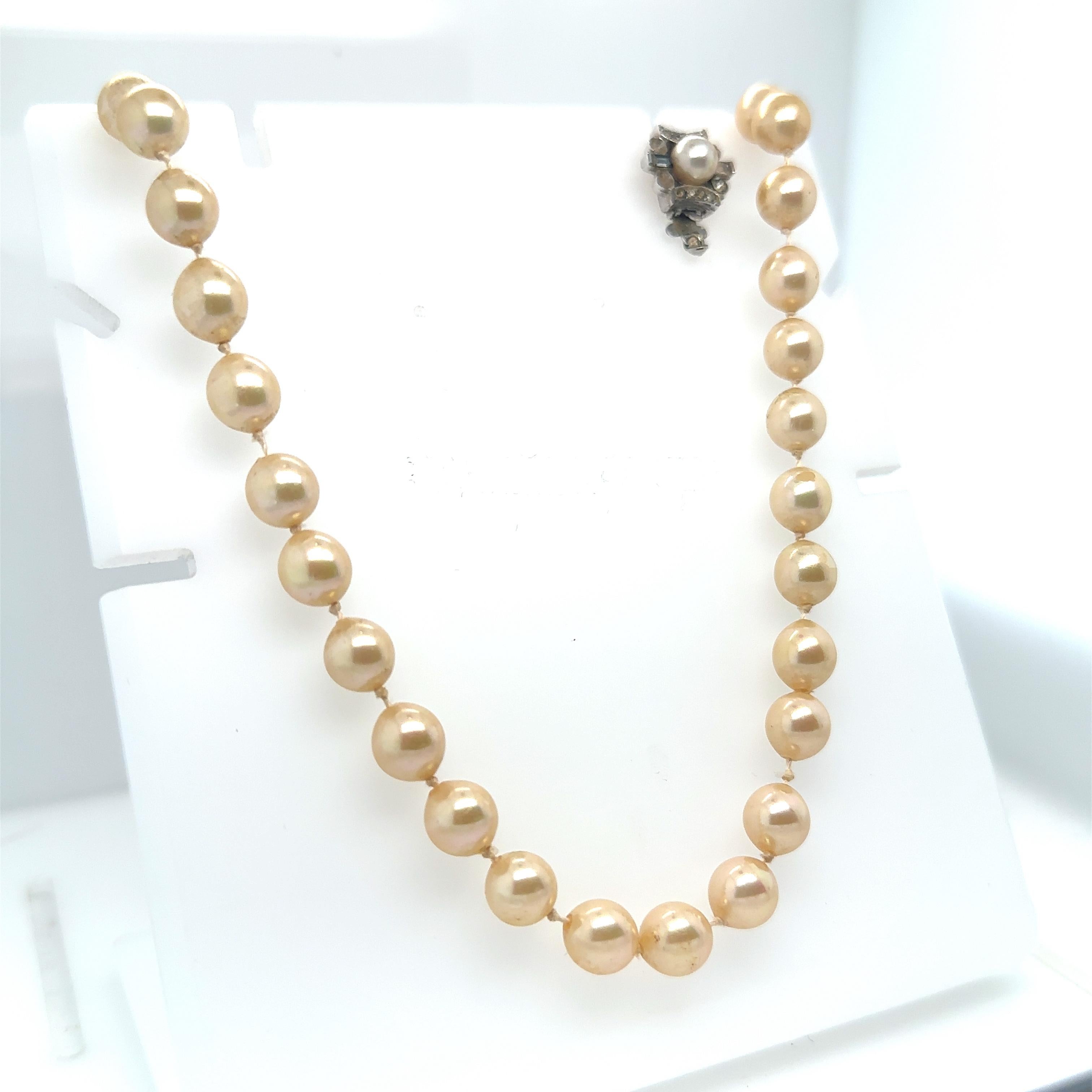 Uncut Marilyn Monroe Memorabilia Personal Costume Faux Pearl Necklace For Sale
