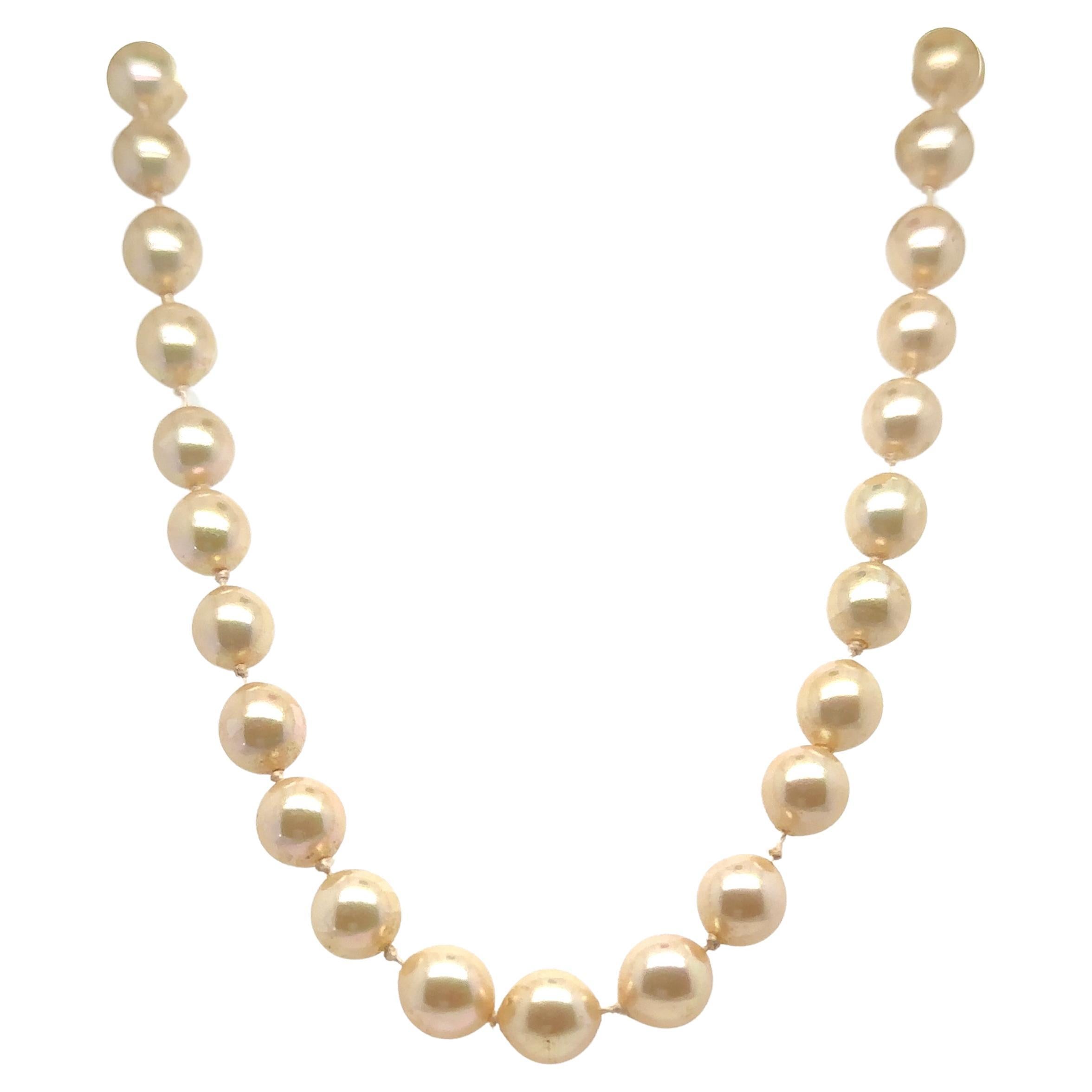 Marilyn Monroe Memorabilia Personal Costume Faux Pearl Necklace For Sale