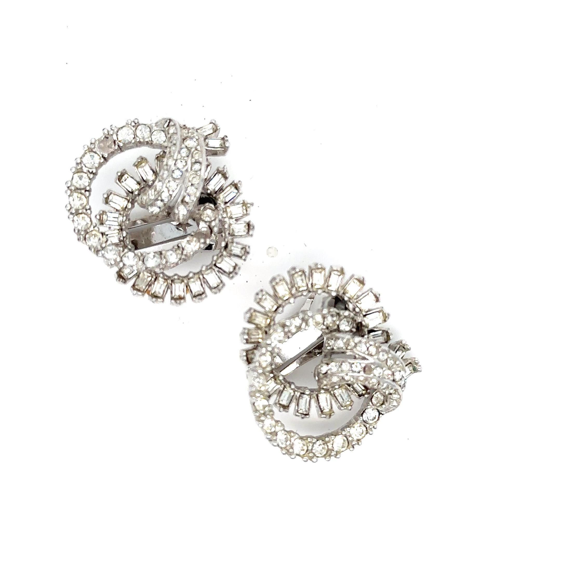 Marilyn Monroe Memorabilia Personal Costume Matching Jewelry Set Brooch/Earrings For Sale 3