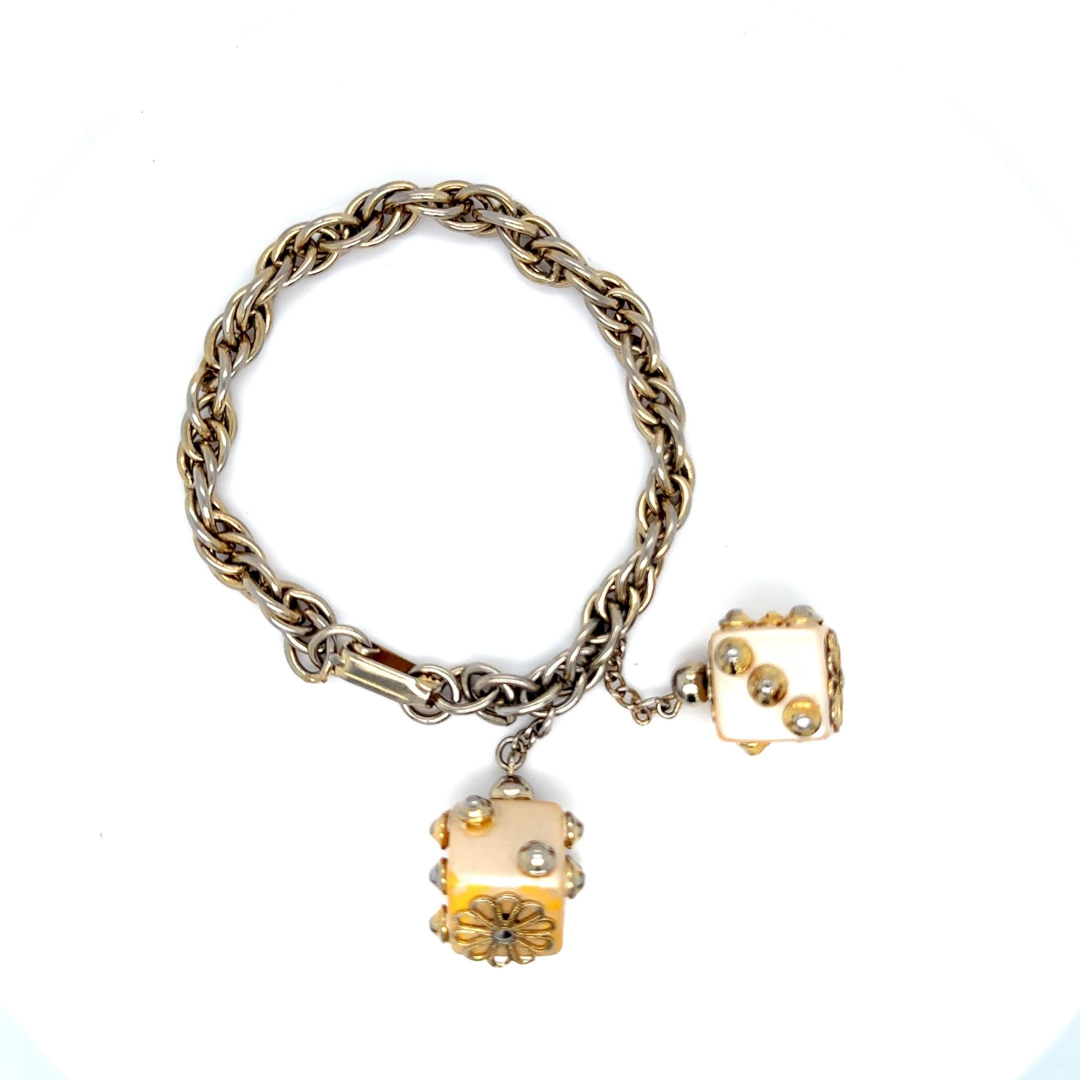Marilyn Monroe Memorabilia Personal Costume Novelty Dice Jewelry Set en Bueno estado para la venta en Sherman Oaks, CA