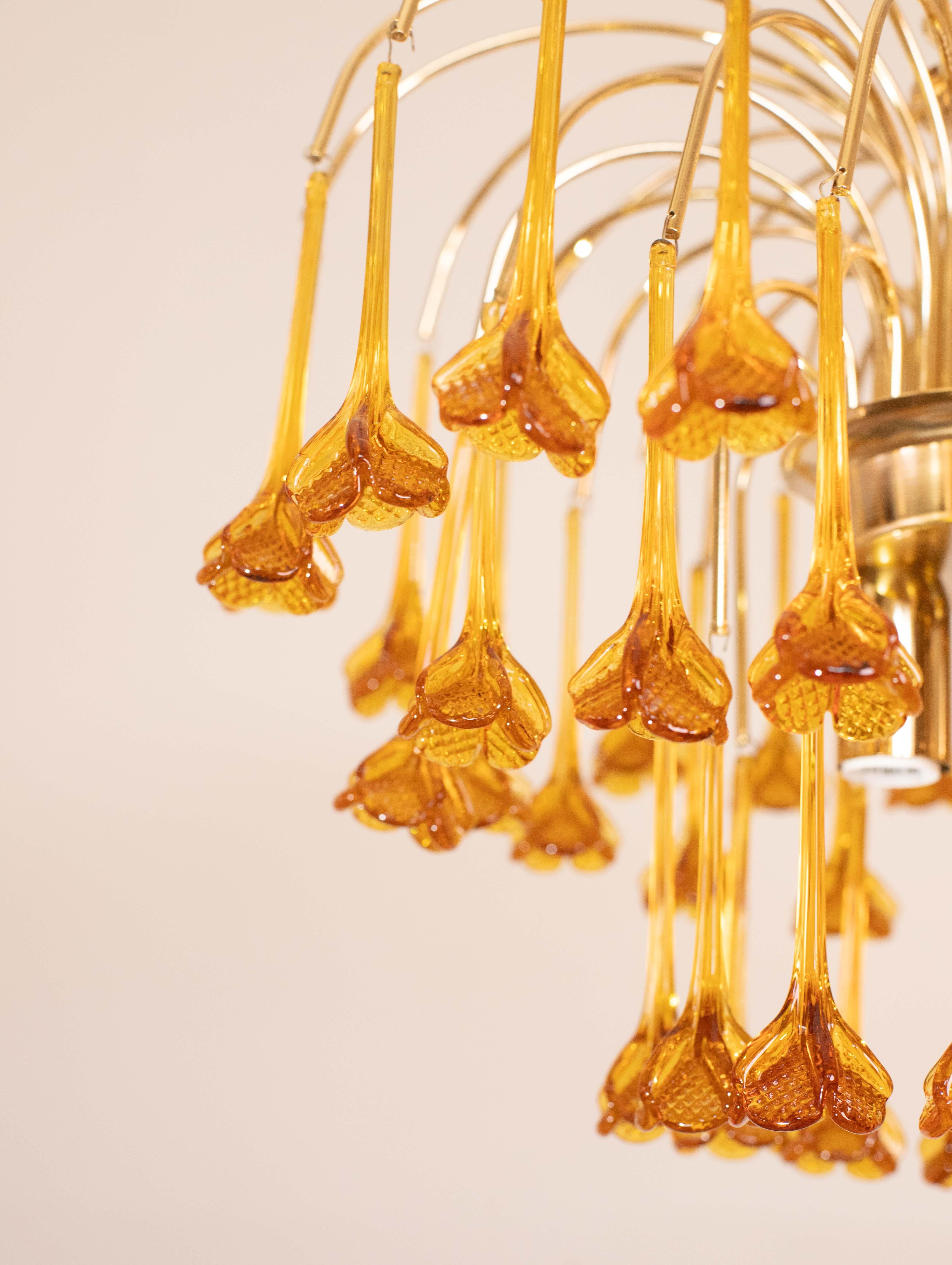 Marilyn Monroe, lampadario a gocce di fiori in vetro di Murano arancione, anni '70 in vendita 7