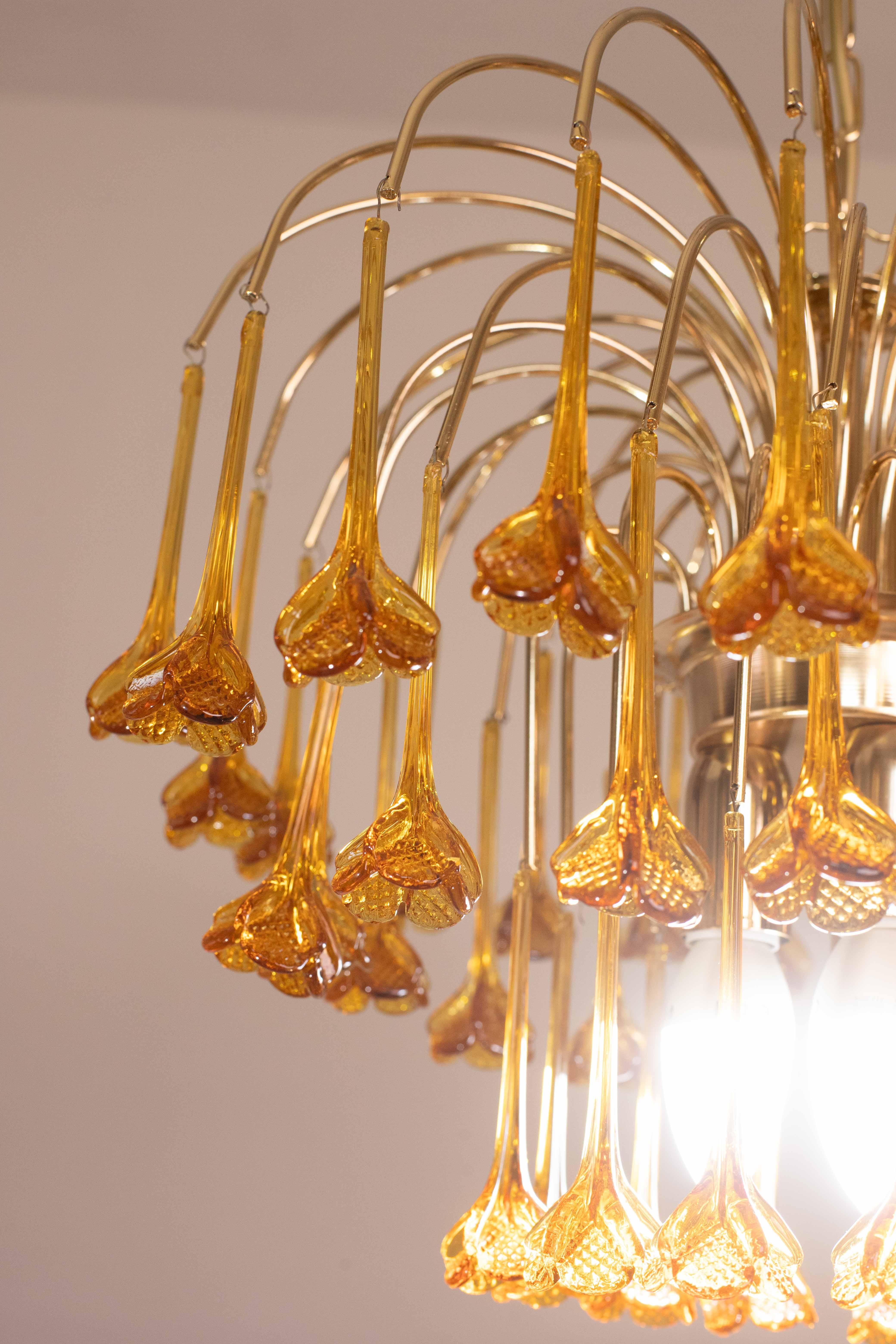 Marilyn Monroe, lampadario a gocce di fiori in vetro di Murano arancione, anni '70 in vendita 1
