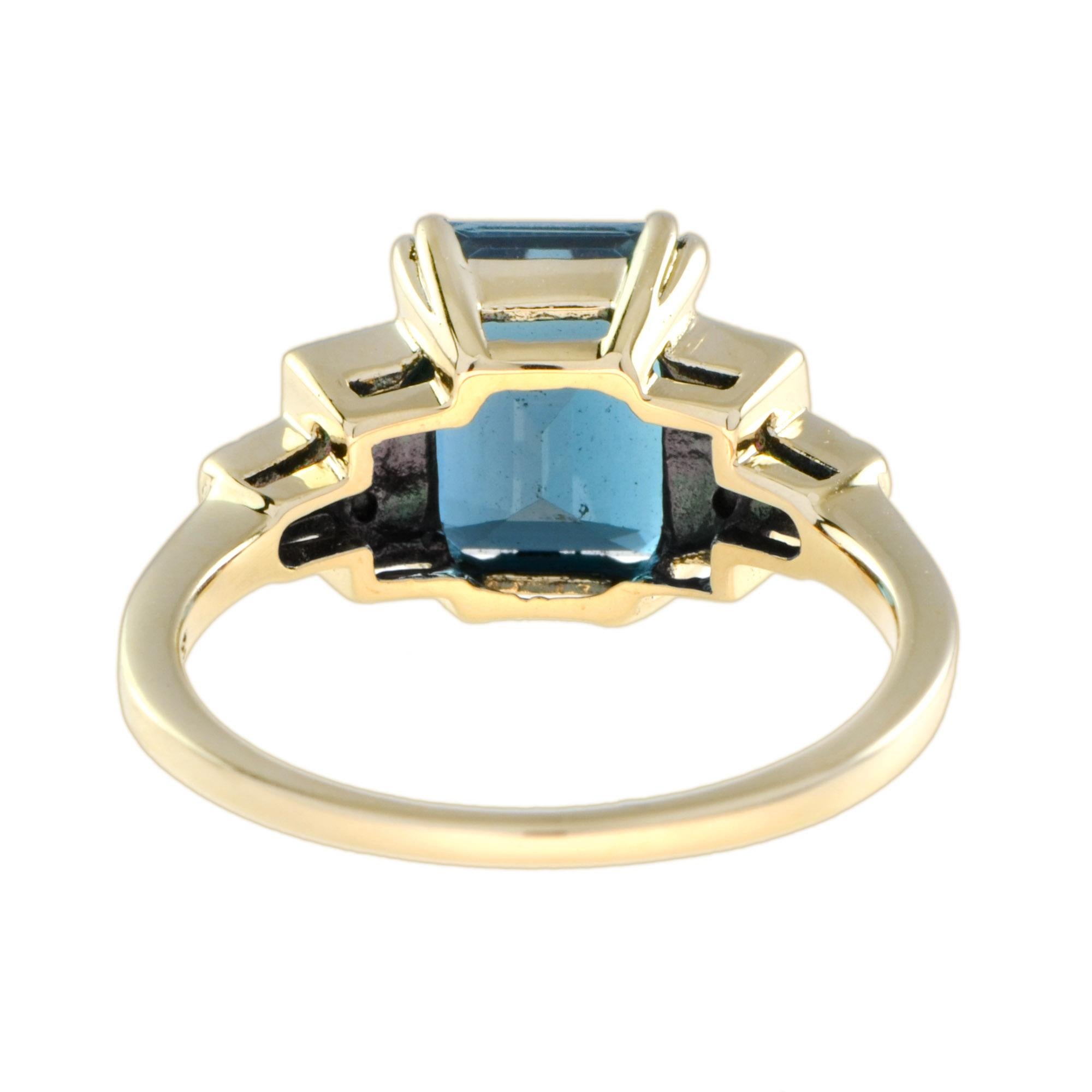 Marin Verlobungsring aus 9 Karat Gold mit blauem und weißem Saphir im Smaragdschliff im Angebot 1