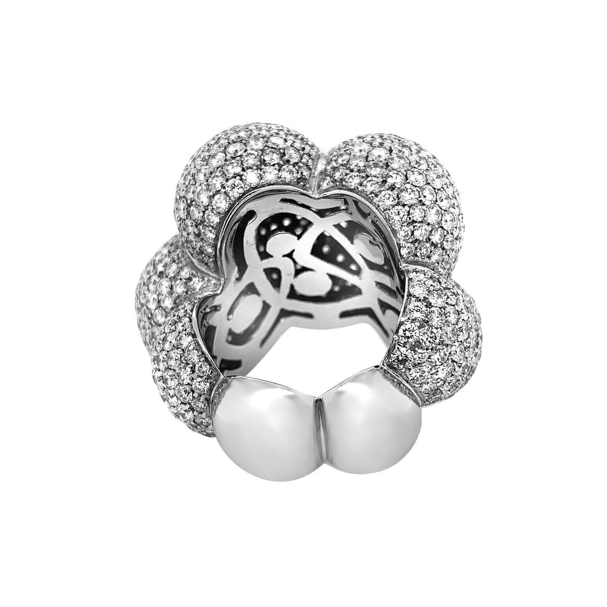 Women's Marina B 18 Karat White Gold Diamond Ring