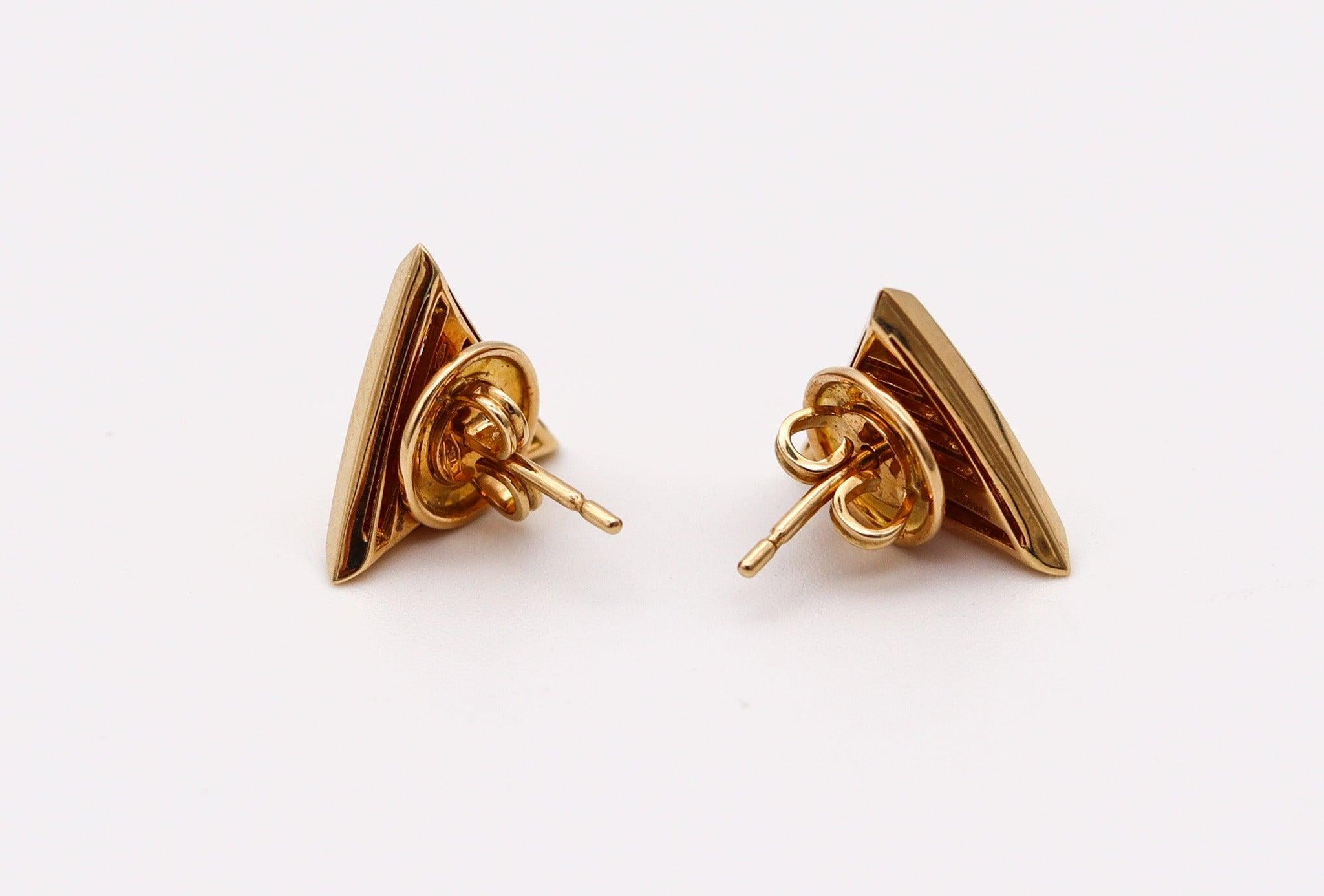 MARINA B. 1978 Milano Triangoli Clous d'oreilles en or jaune 18 carats avec diamants VS Excellent état - En vente à Miami, FL