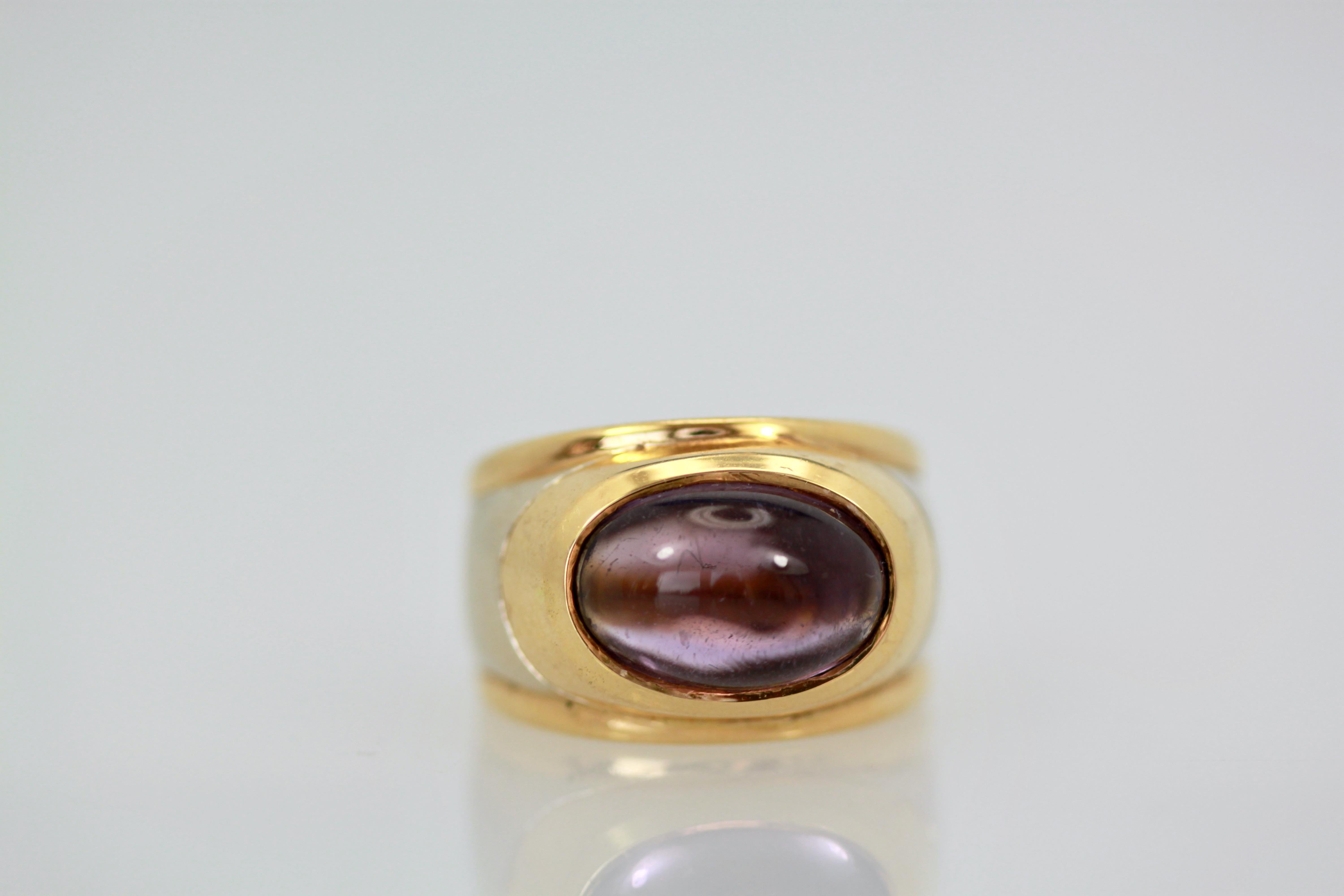 Marina B. Amethyst Cabochon 18K Ring 5