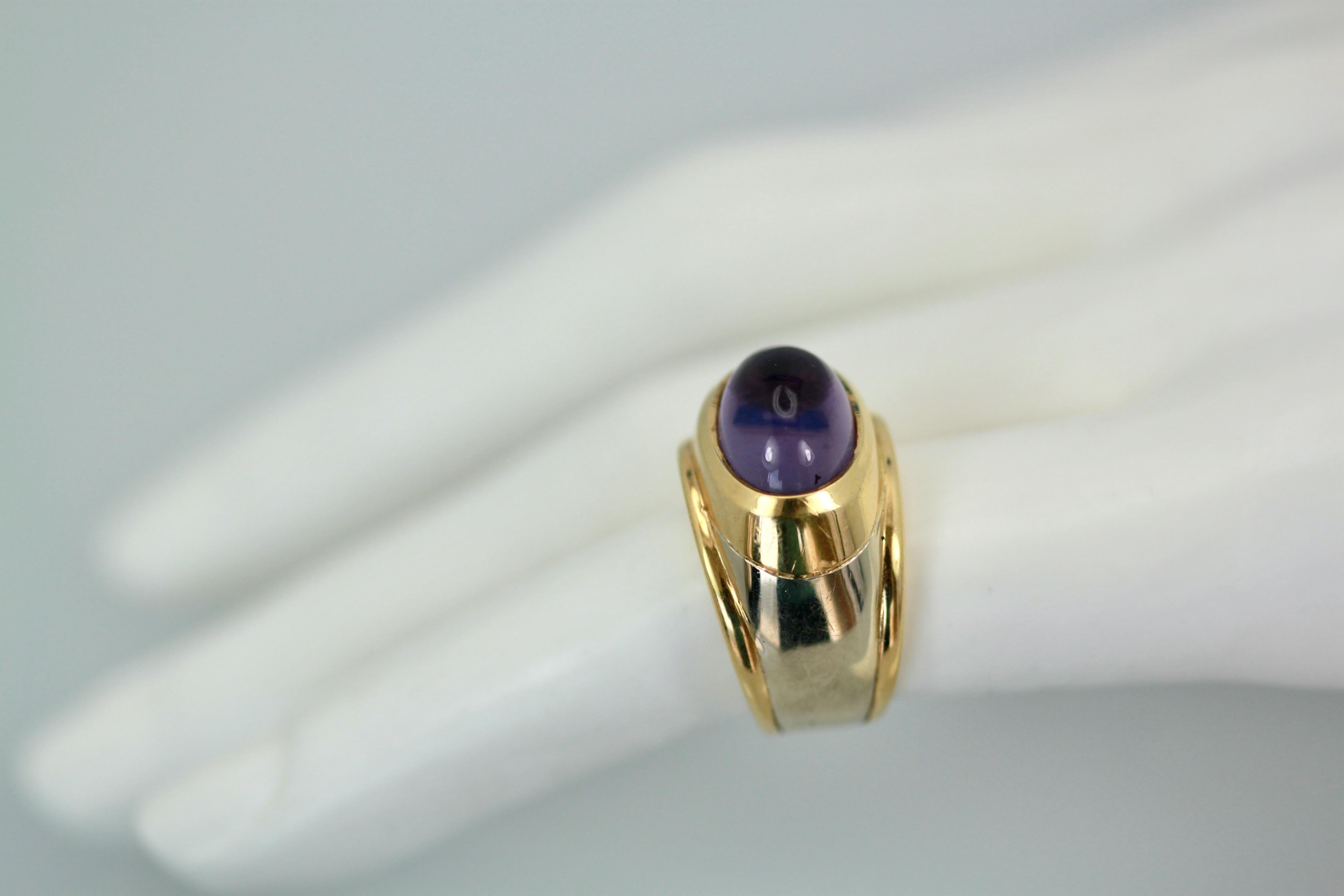 Marina B. Amethyst Cabochon 18K Ring 4