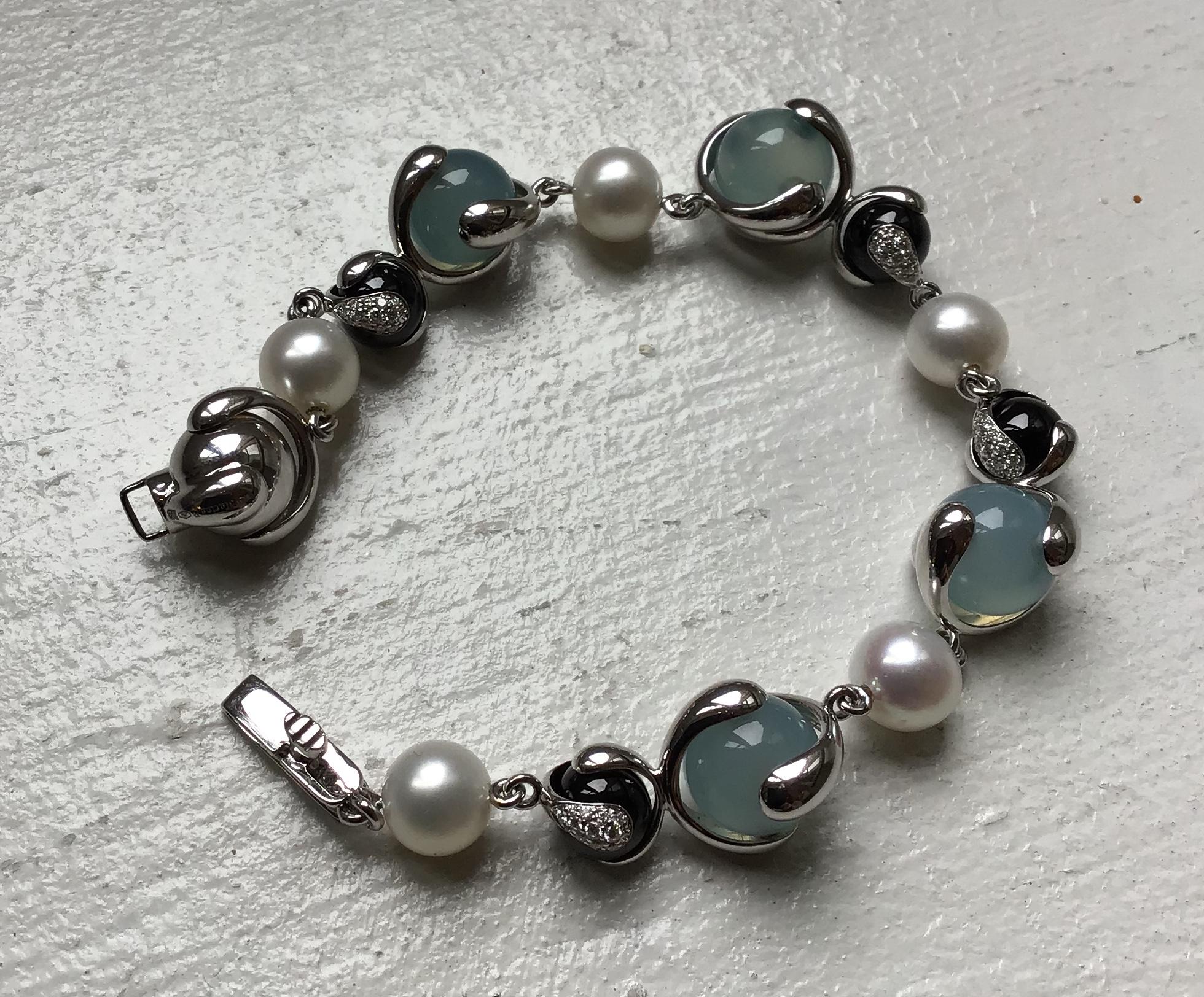 Marina B Blue Chalcedony, Black Spinel, Pearl and Diamond Cardan Bracelet In New Condition For Sale In New York, NY