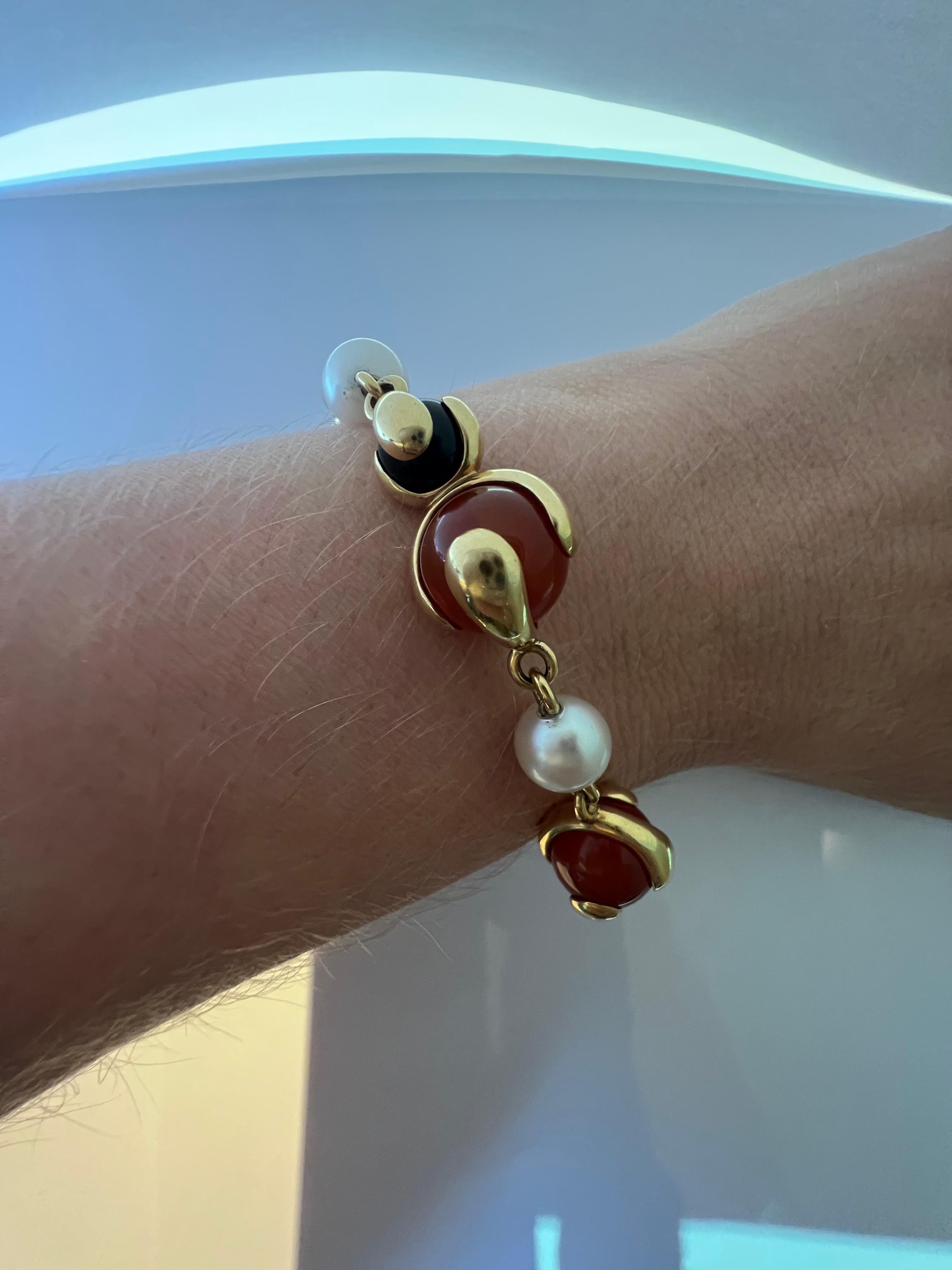 Marina B. bracelet model 