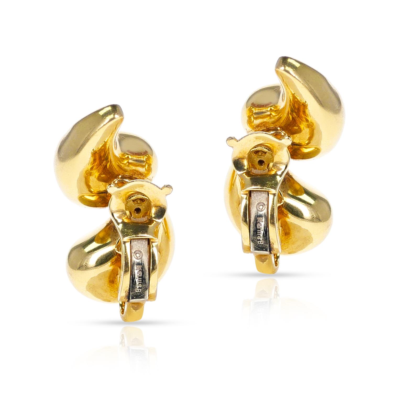 Taille ronde Marina B Boucles d'oreilles en or et diamants, 18 carats en vente