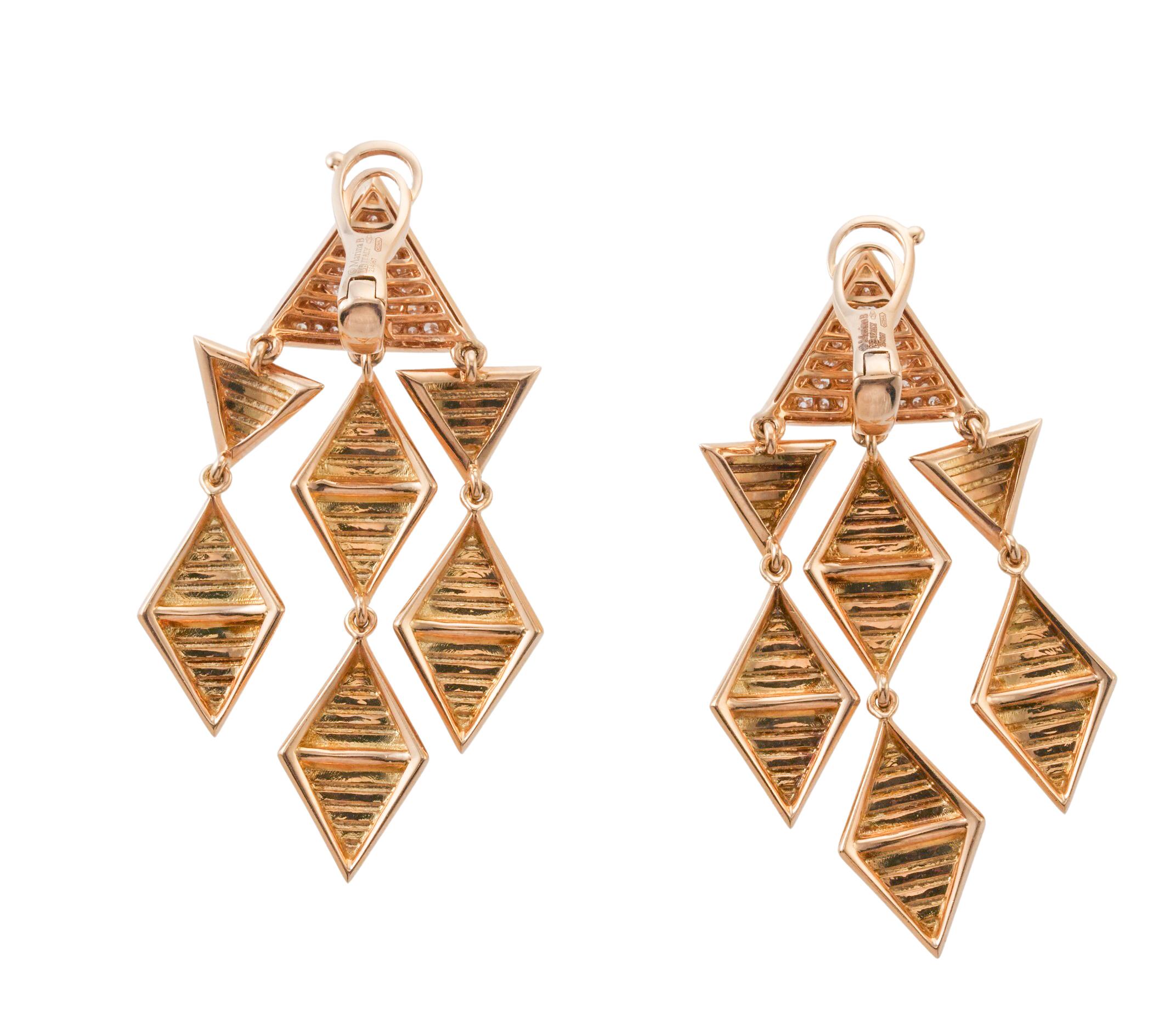 Marina B Diamant-Gold-Kronleuchter-Ohrringe im Zustand „Hervorragend“ im Angebot in New York, NY