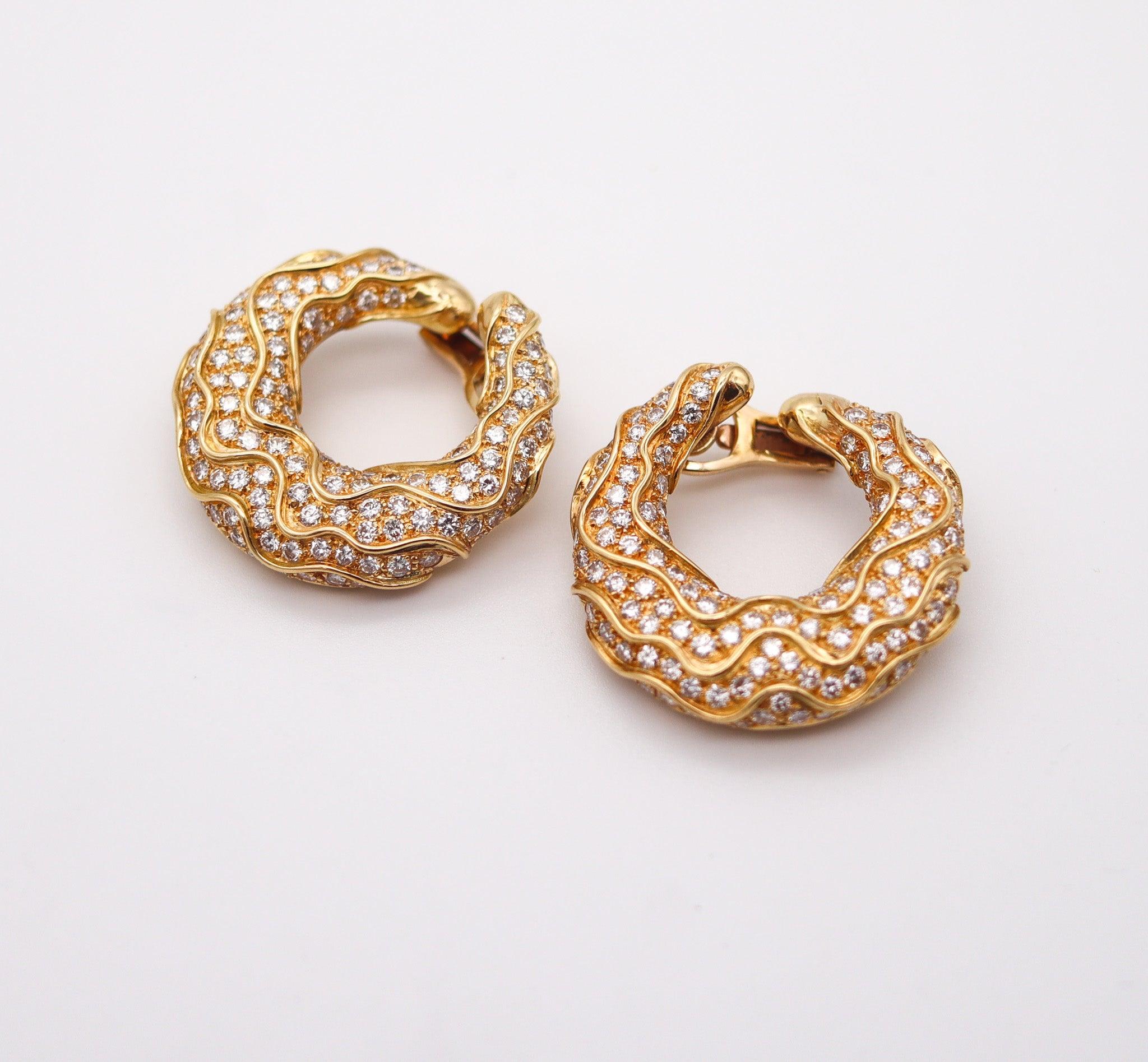 Modernist MARINA B. France Ondas Clips Hoop Earrings 18Kt Gold With 9.84 Ctw In Diamonds