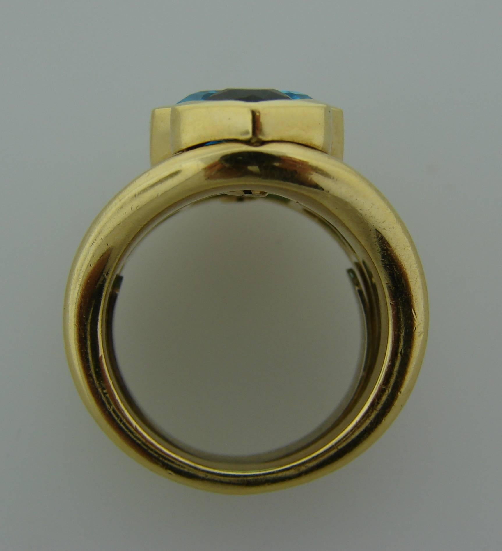 Women's or Men's Marina B Gold Ring with Blue Topaz Green Tourmaline 1980s