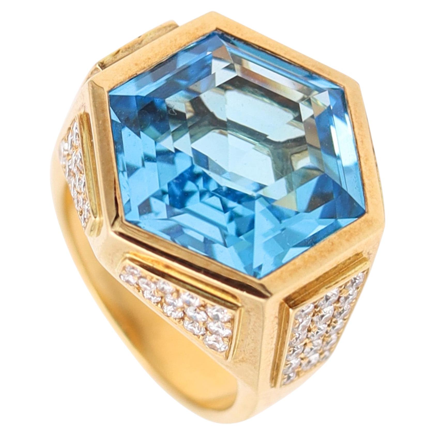 MARINA B. Sechseckiger Exi-Cocktailring aus 18Kt Gold mit Cwt. Topas & VS-Diamanten im Angebot