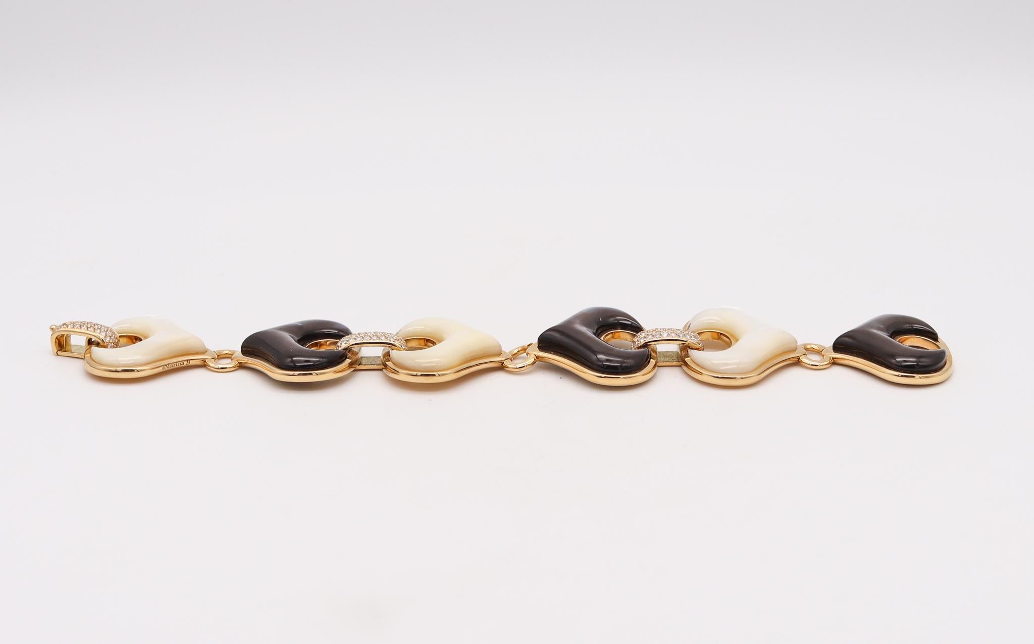 Modernist Marina B. Milan Natural Nacre Bracelet in 18Kt Gold with 1.62 Cts in Diamonds