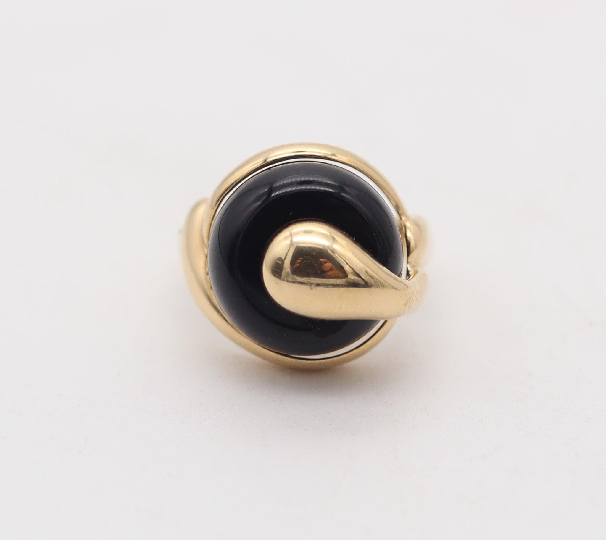MARINA B. Milano CARDAN Cocktailring aus 18 Karat Gelbgold mit Onyx (Modernistisch) im Angebot