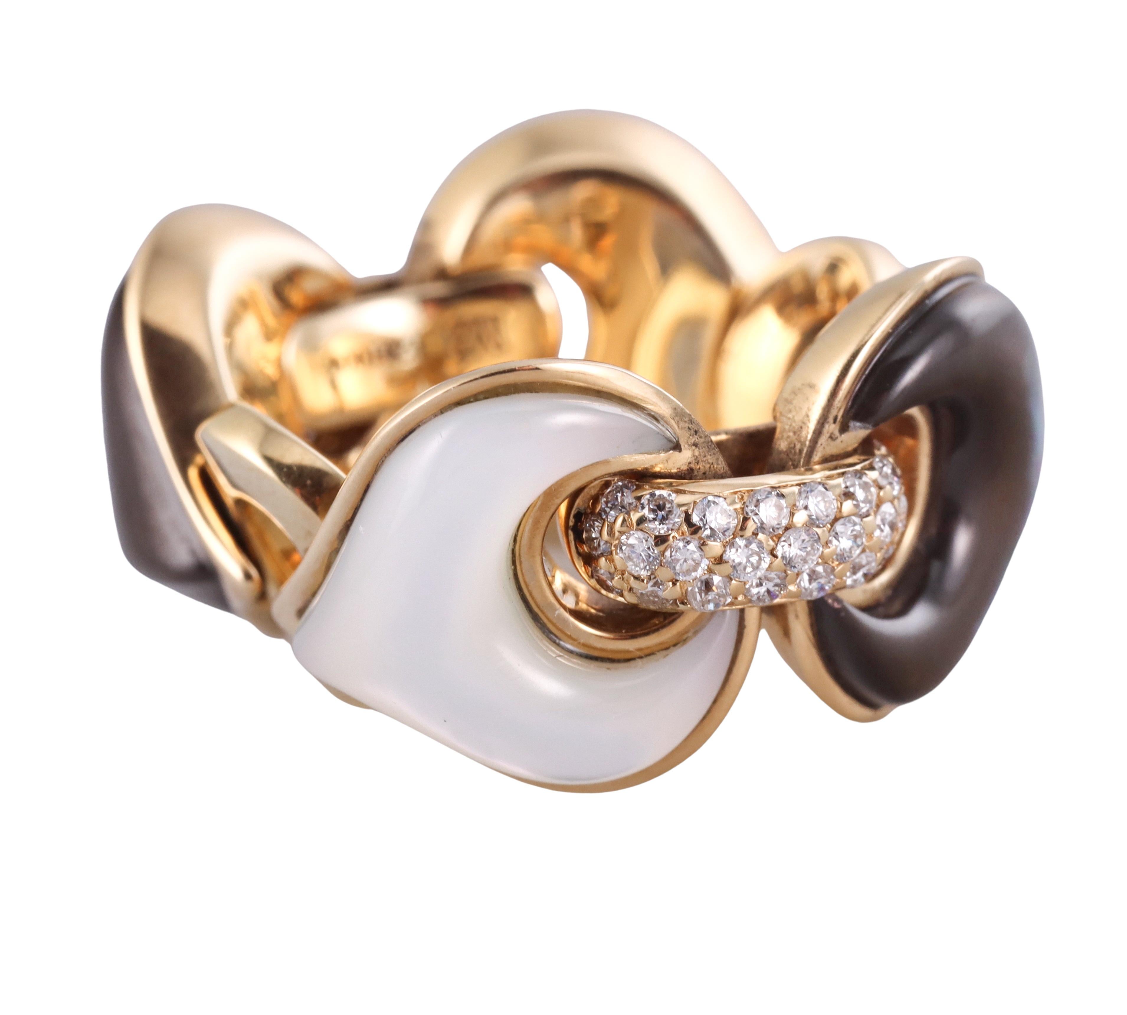 Women's Marina B Mother of Pearl Diamond Gold Band Ring For Sale