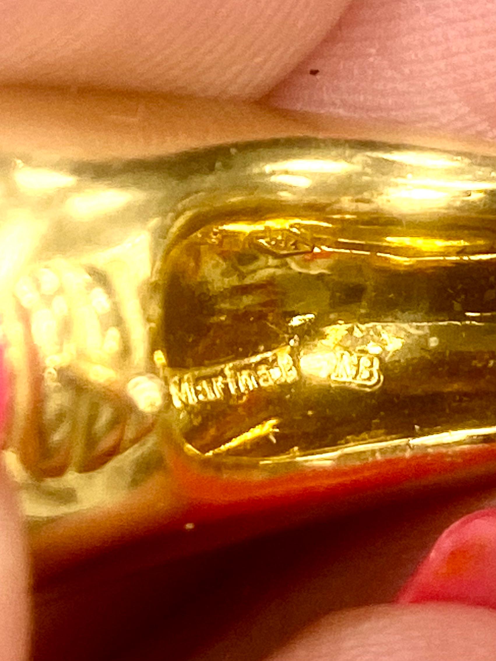 Marina B Boucles d'oreilles vintage en or 18 carats avec péridot vert en vente 1